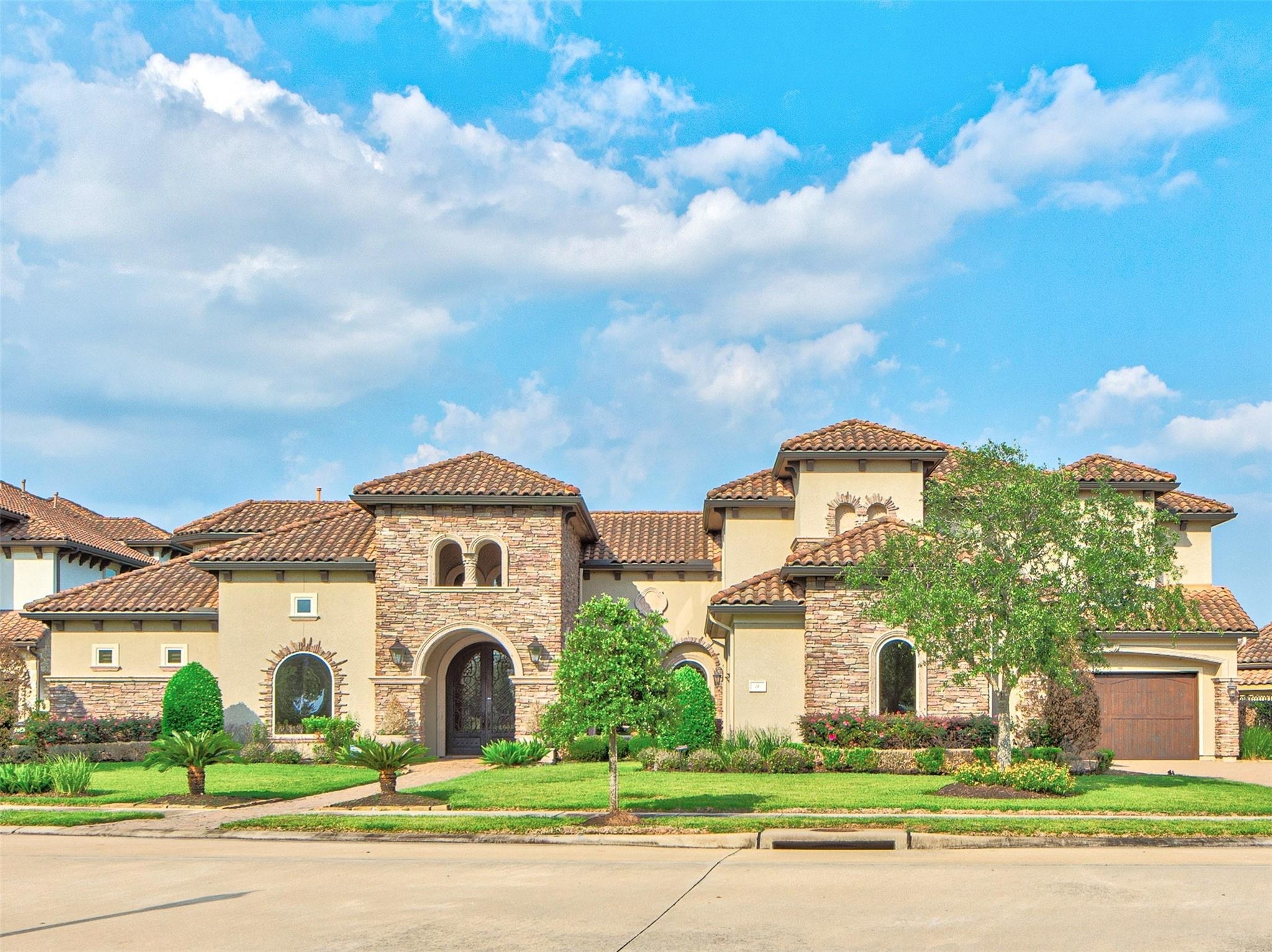 Ivy Bend Ln, Sugar Land, TX 77479 #1