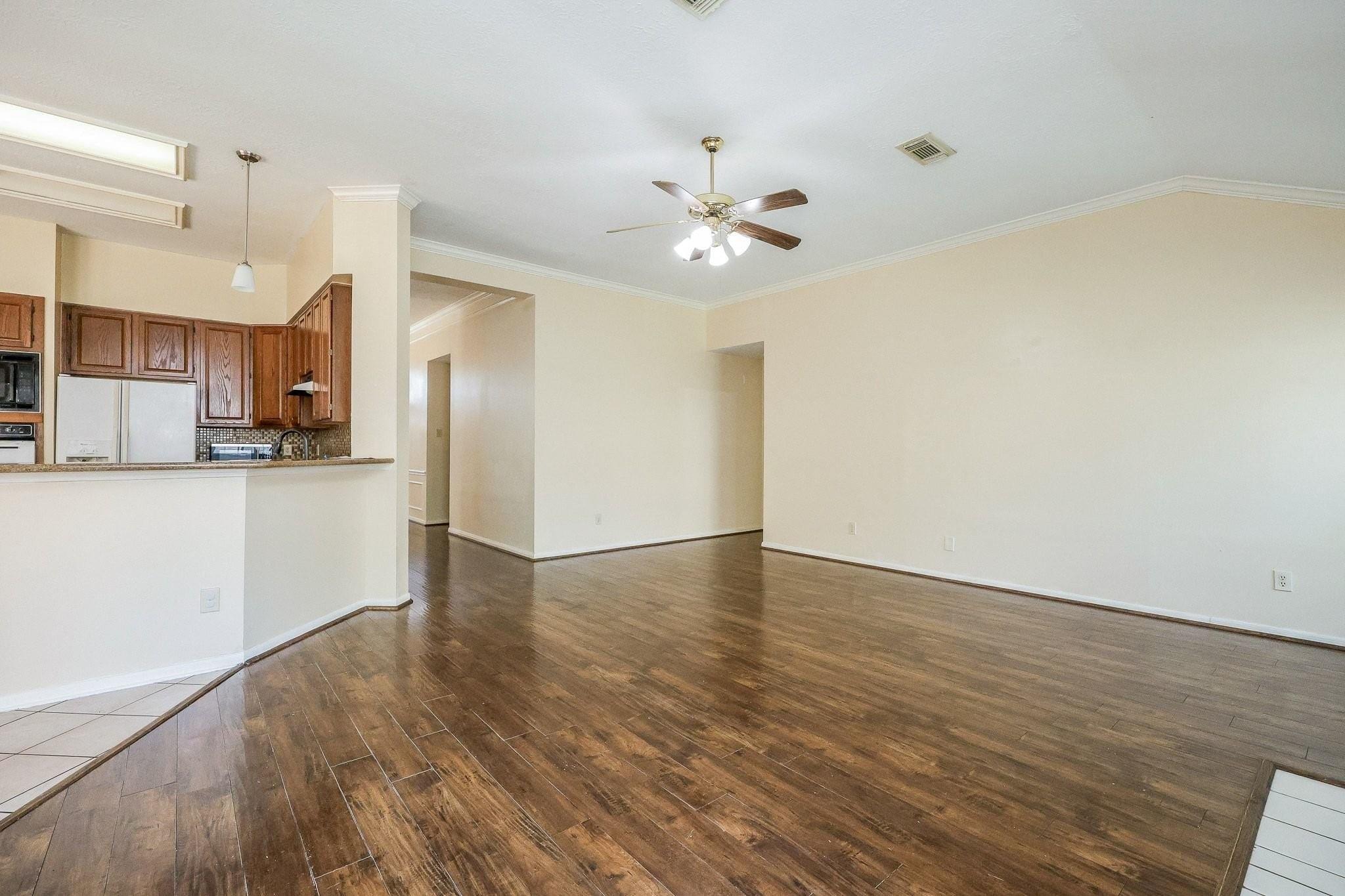 Torrey Creek Ln, Houston, TX 77014 #1