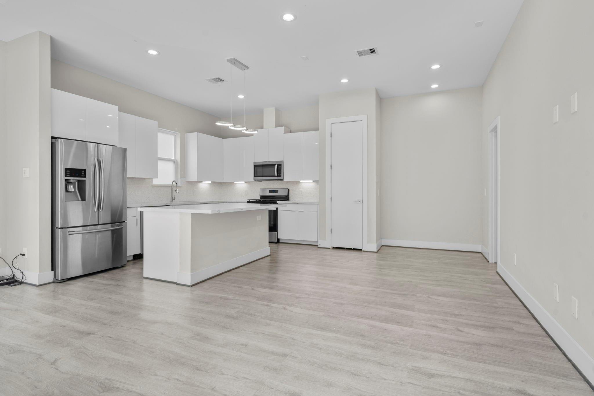 Prosper St, Houston, TX 77088 #1