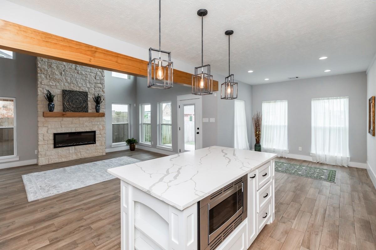 Pond Cir, Beaumont, TX 77707 #1