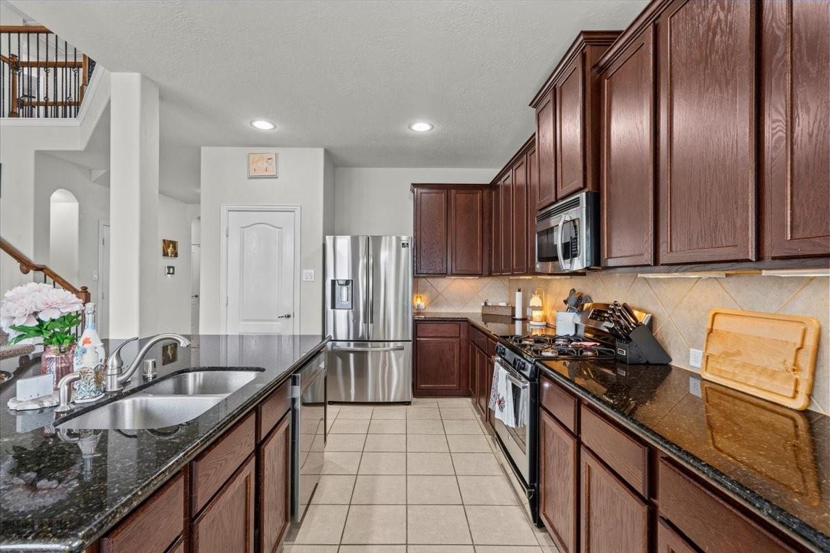 Ginger Cove Ln, Dickinson, TX 77539 #1
