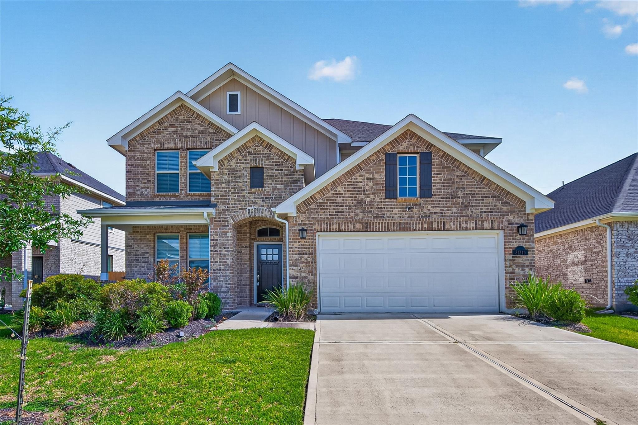 Conover Dr, Fulshear, TX 77441