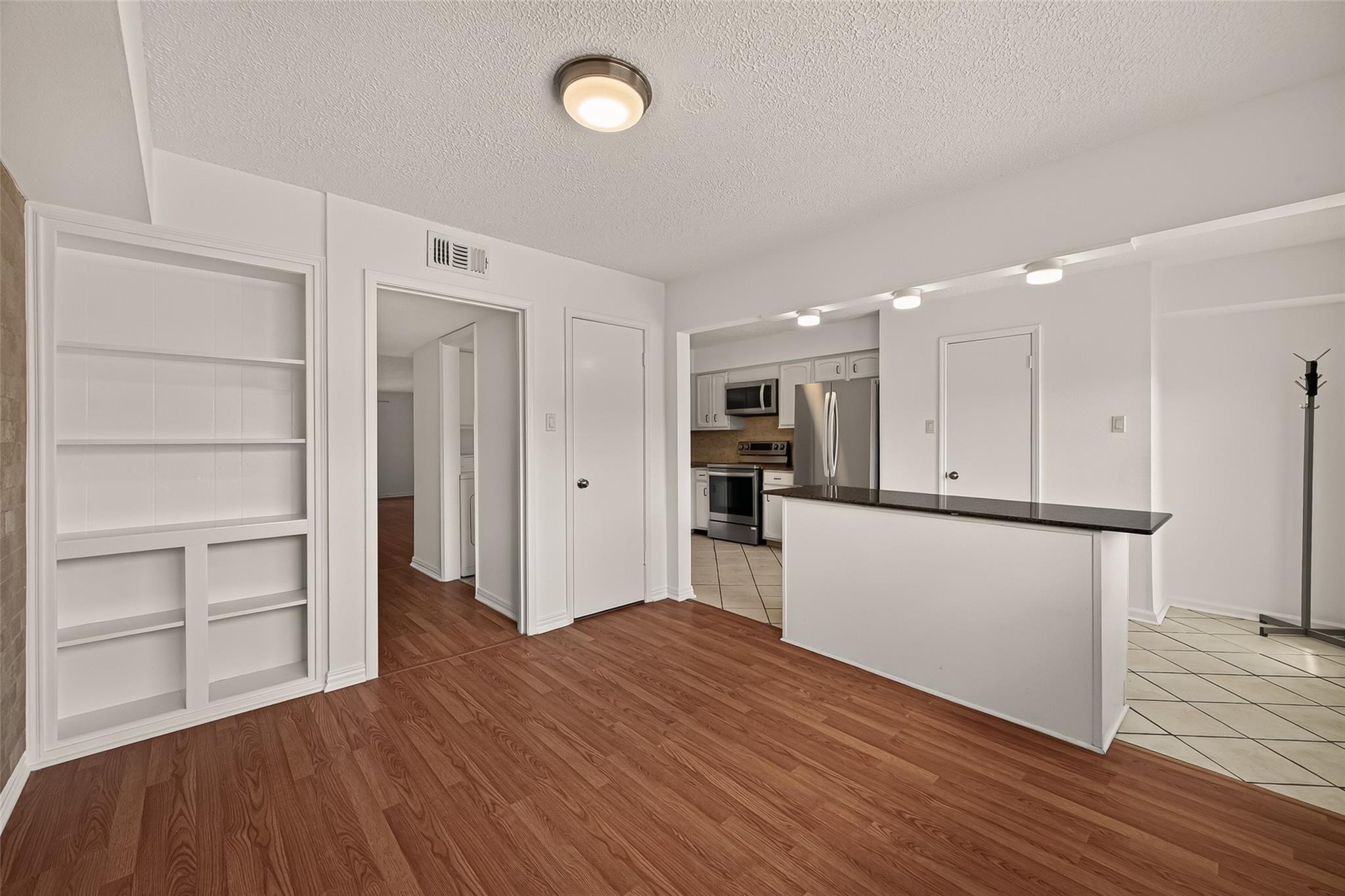 Post Oak Ln, Houston, TX 77024 #1