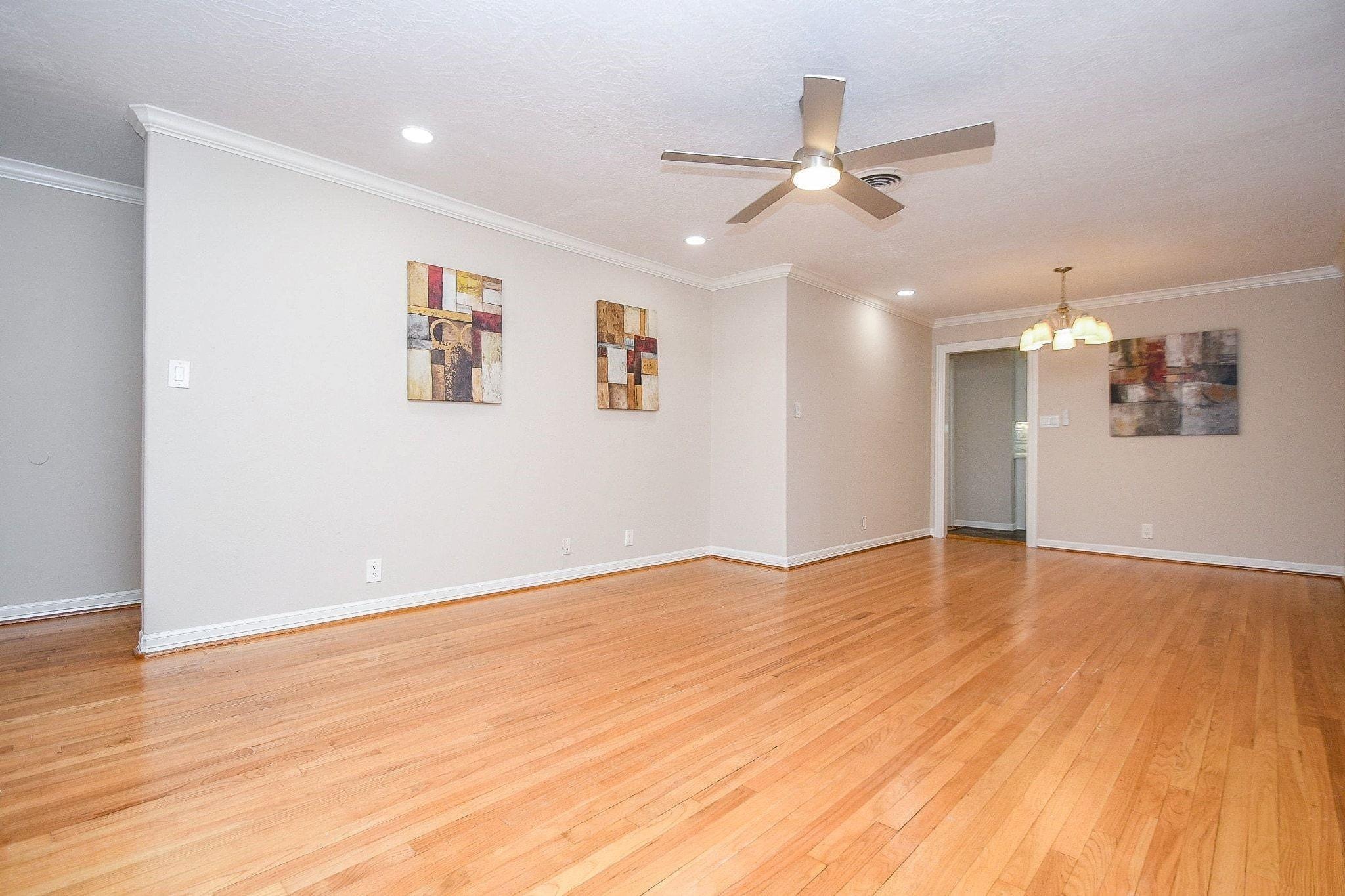 Briarbend Dr, Houston, TX 77096 #1