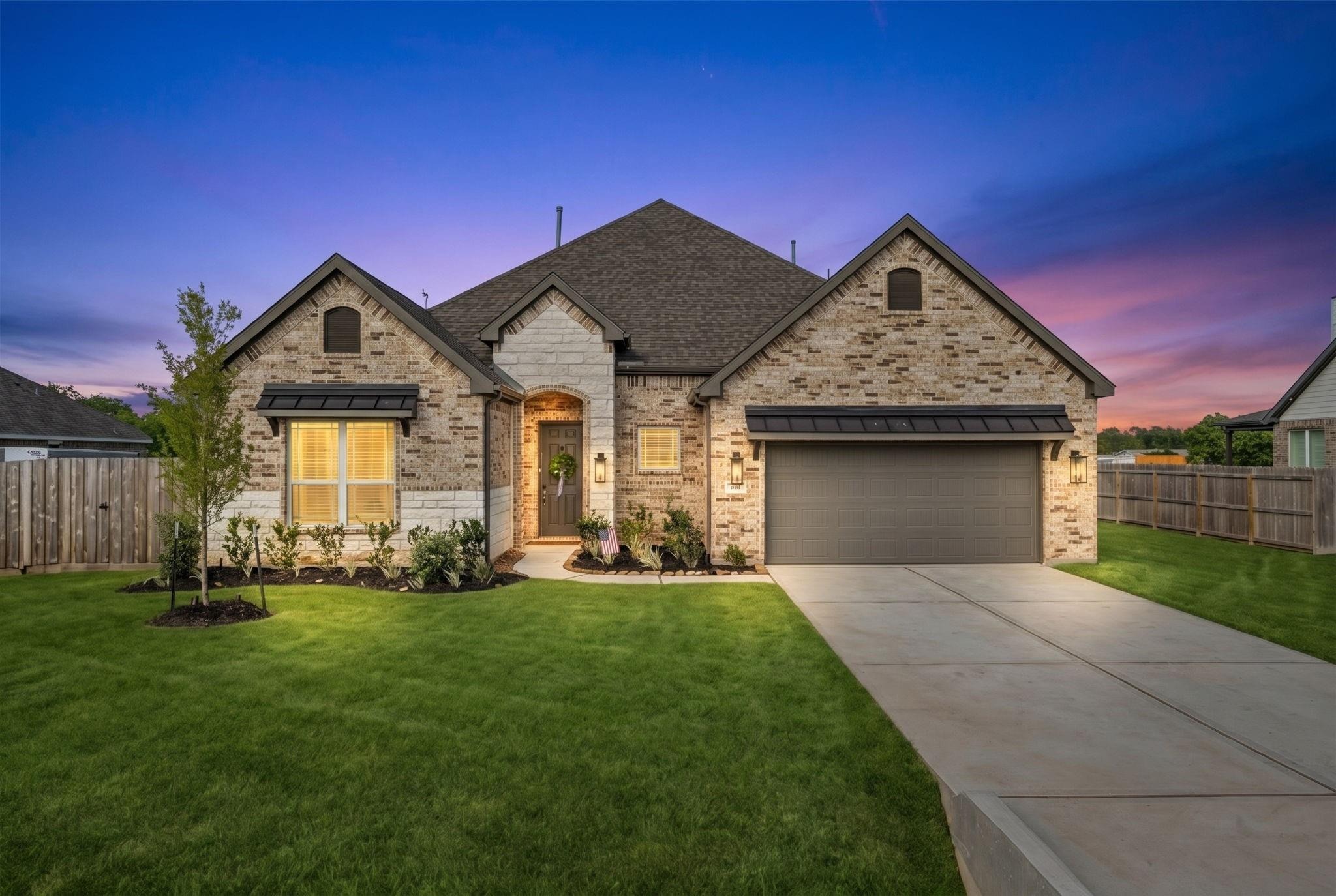 Wood Dr, Baytown, TX 77523