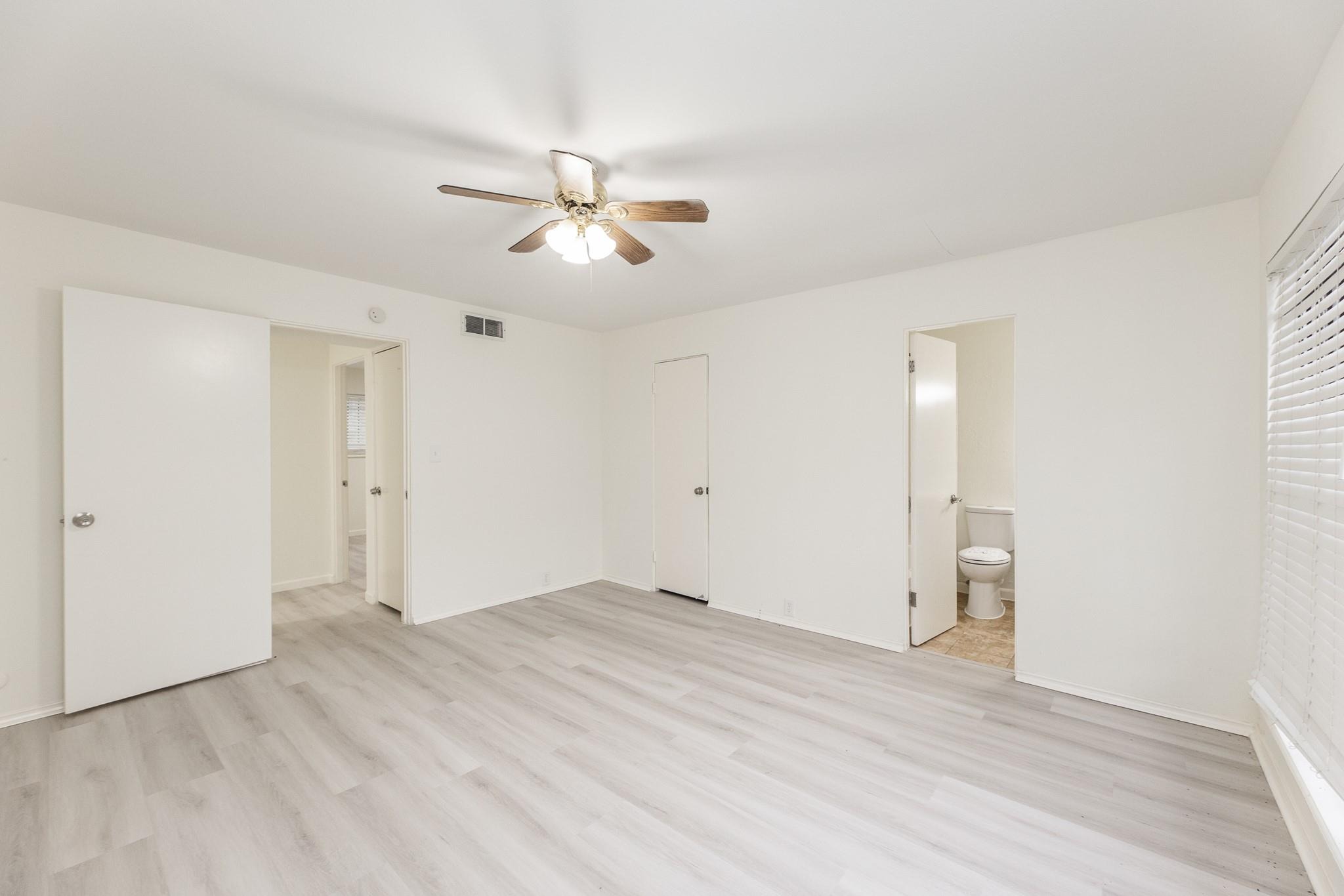 Belle Park Dr, Houston, TX 77072 #1