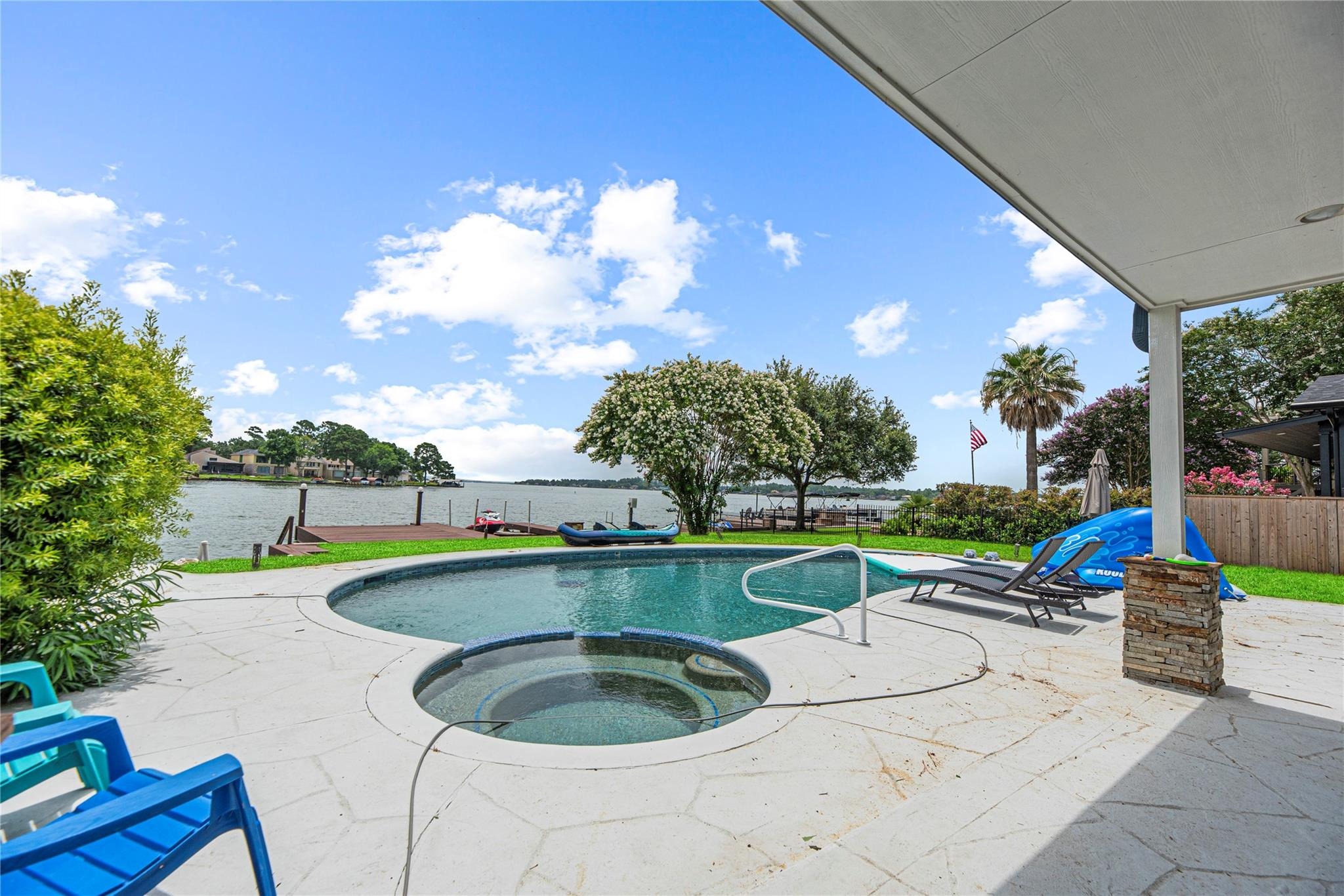 Canterbury Ln, Montgomery, TX 77356