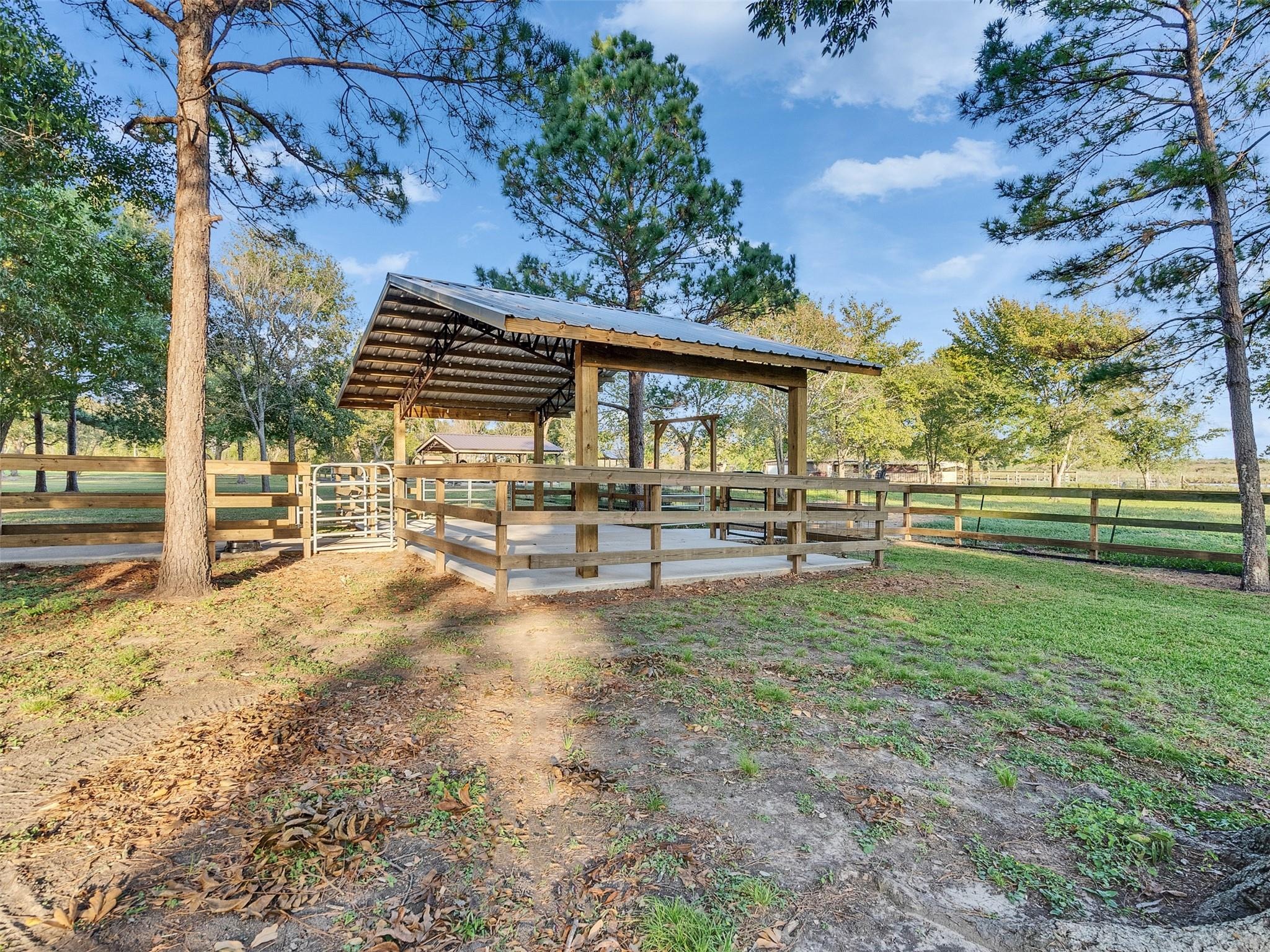 Kilgore Rd, Baytown, TX 77520