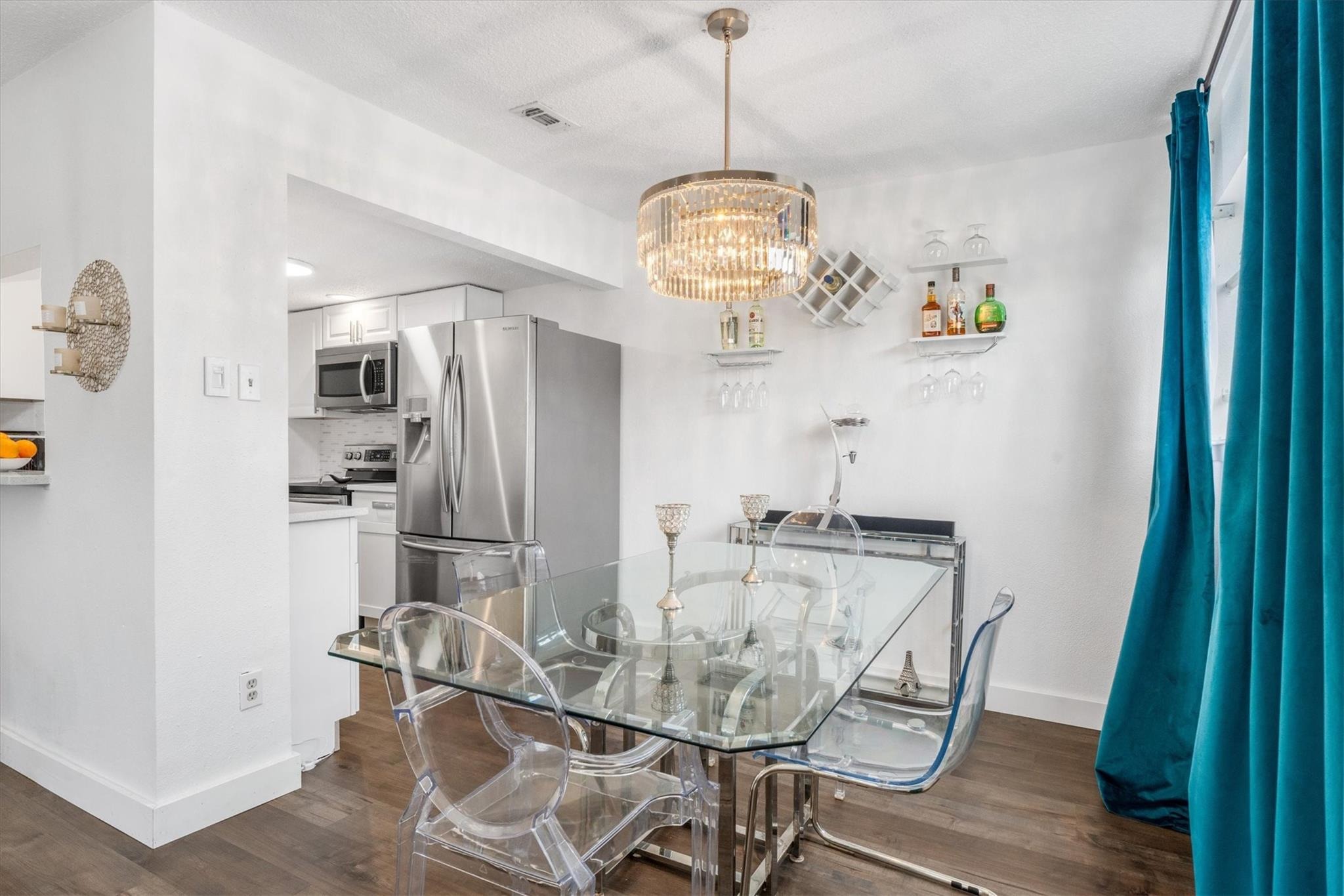 Windswept Ln, Houston, TX 77063