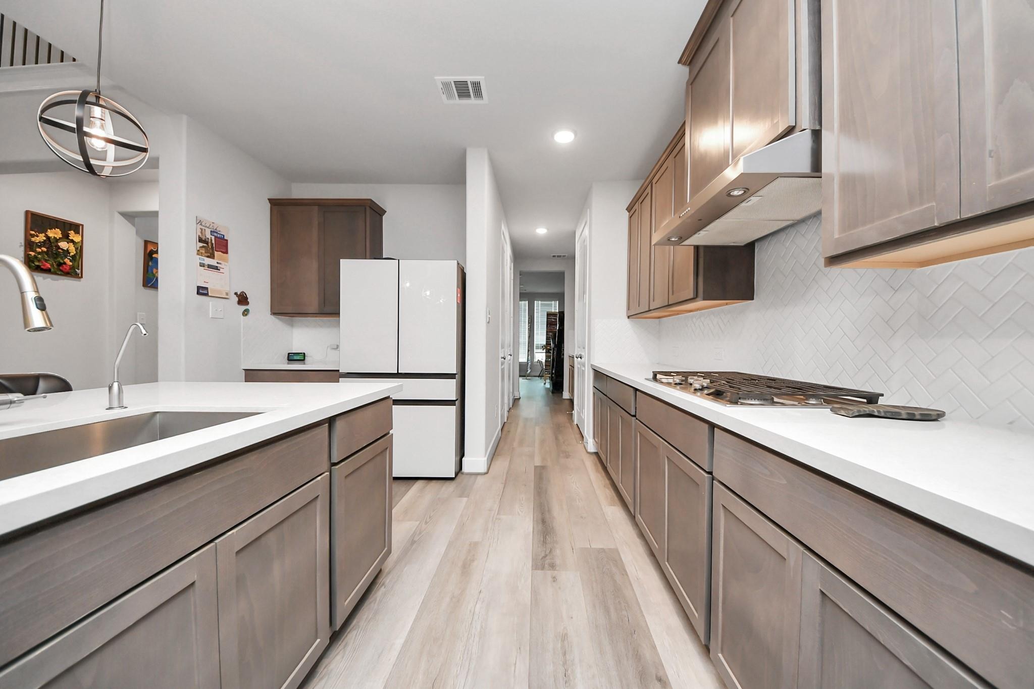 Beachman Shore Ln, LA Porte, TX 77571 #1