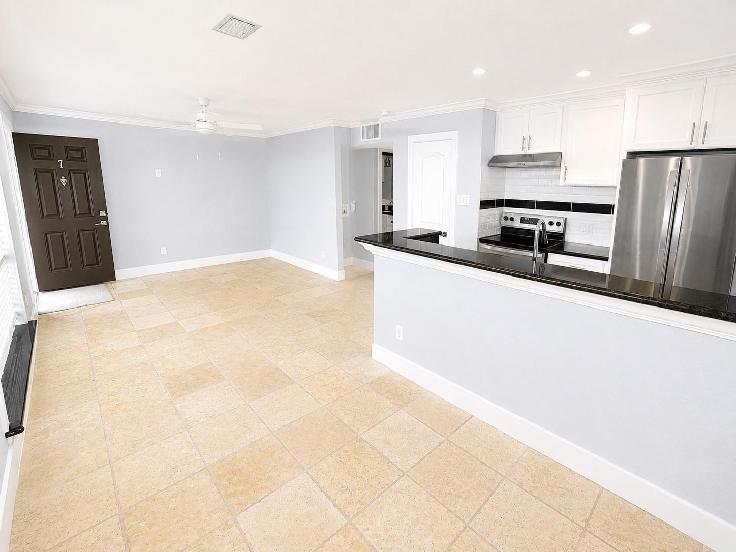 Albacore Dr, Houston, TX 77074 #1