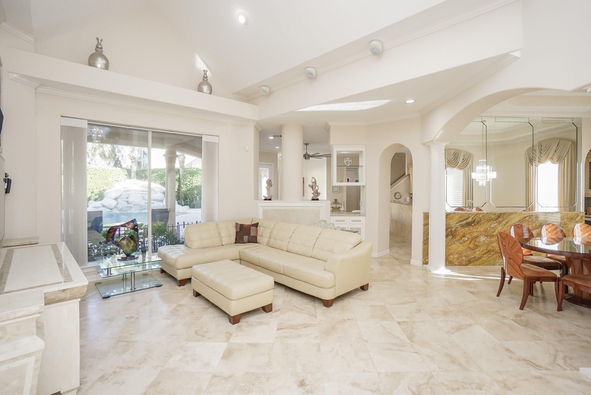 Lake Mist Ct, Sugar Land, TX 77479 #1