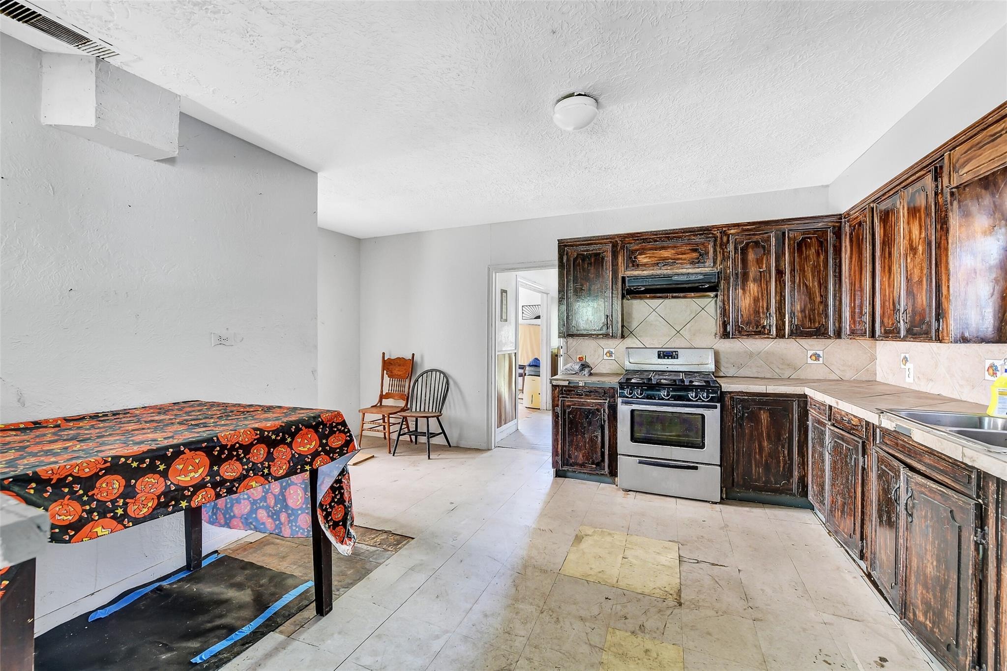 New Jersey St, Baytown, TX 77520 #1