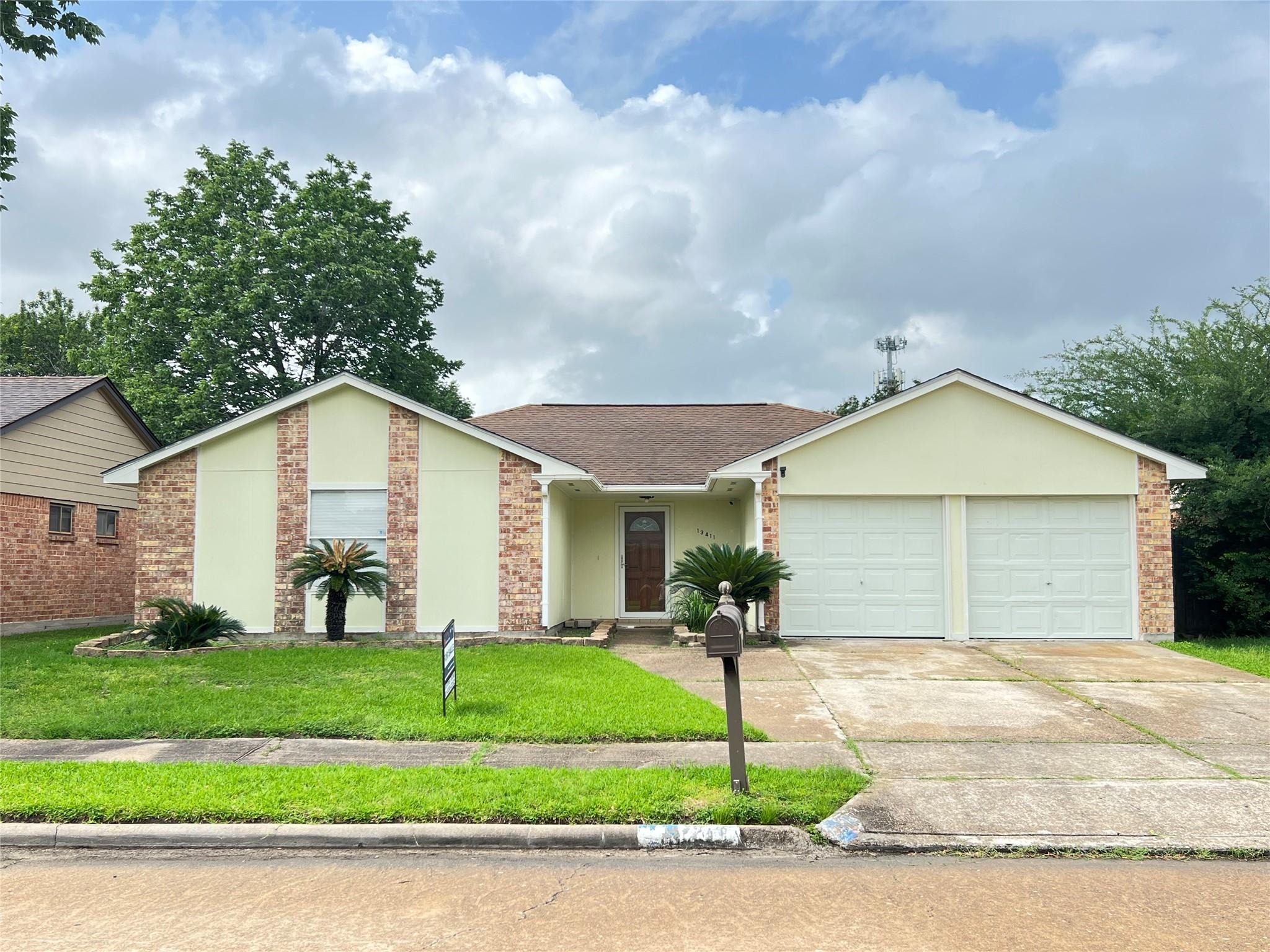 Natasha Ln, Houston, TX 77015