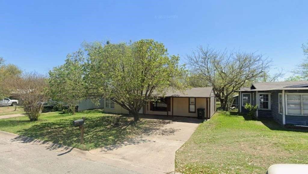 Euclid St, Cleburne, TX 76033