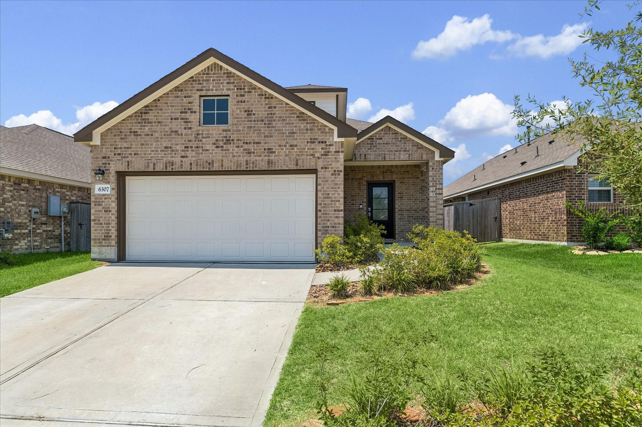 Arcadia Sound Ln, Porter, TX 77365