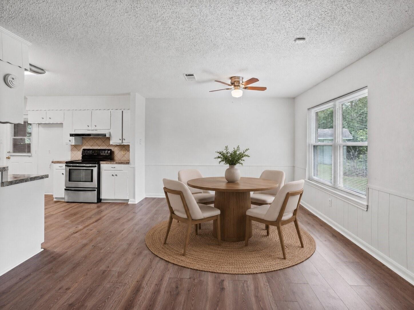 Jones St, Alvin, TX 77511 #1