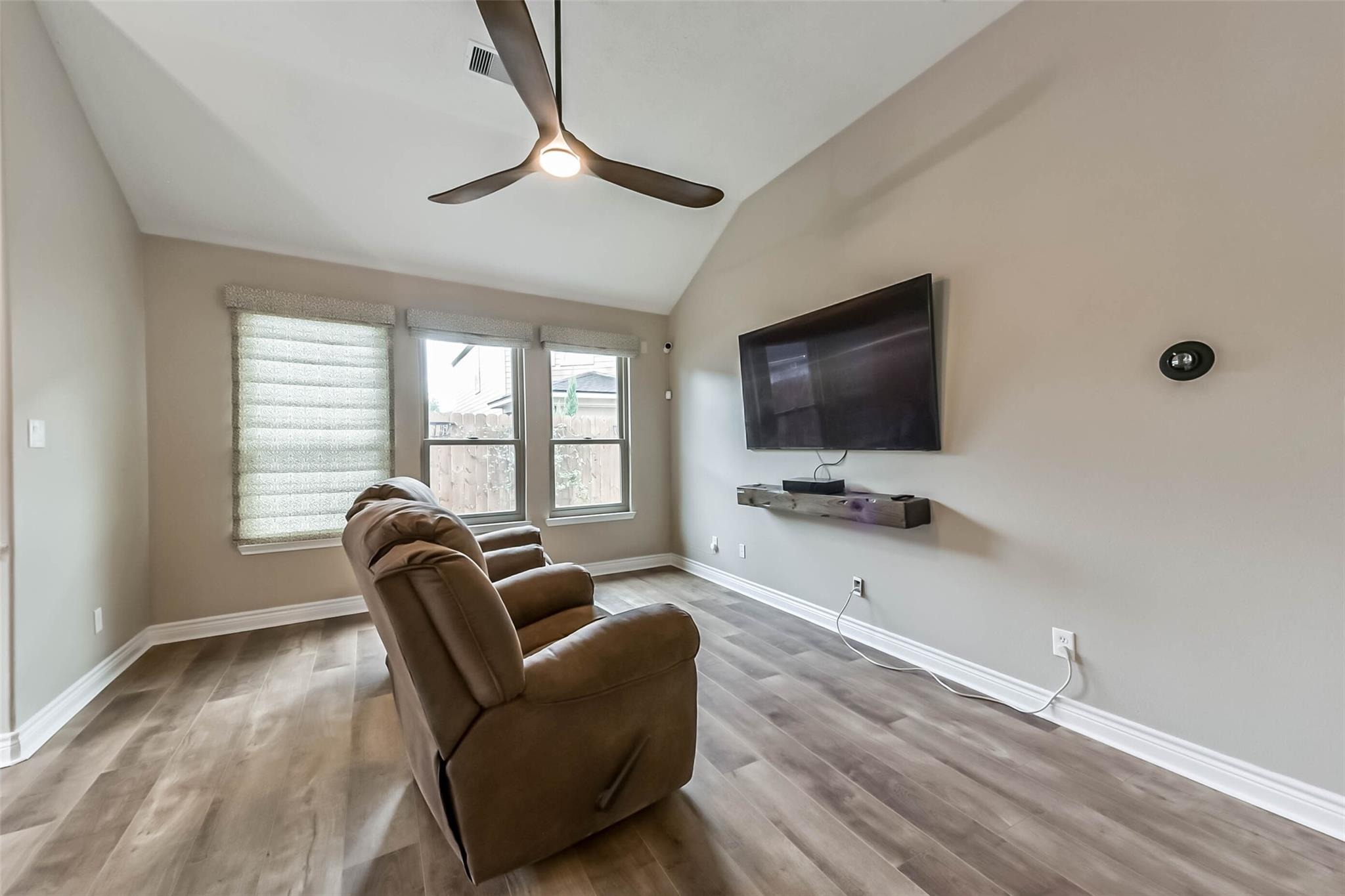 Redbud Shores Ln, Houston, TX 77044 #1