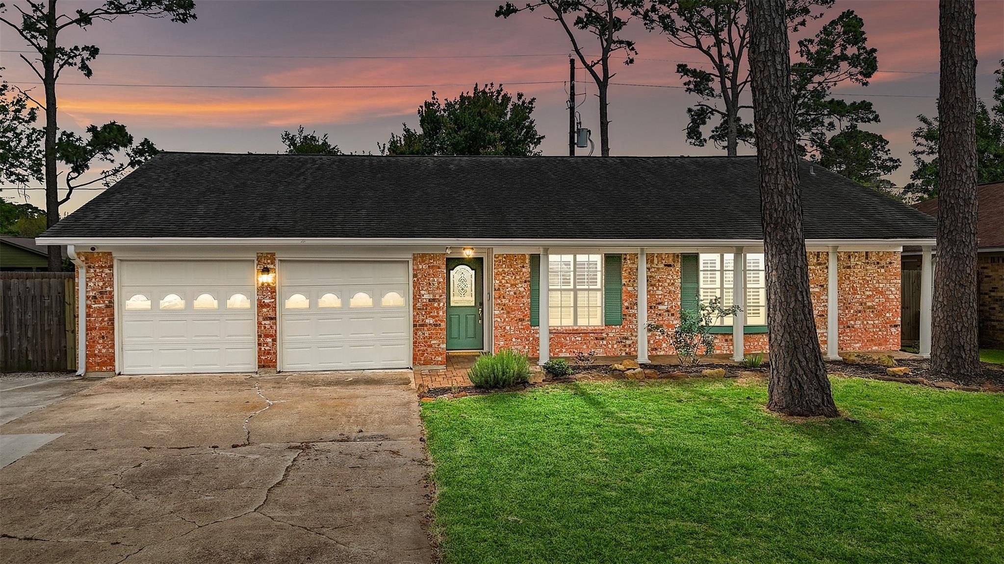 Sweet Gum Ln, Baytown, TX 77521