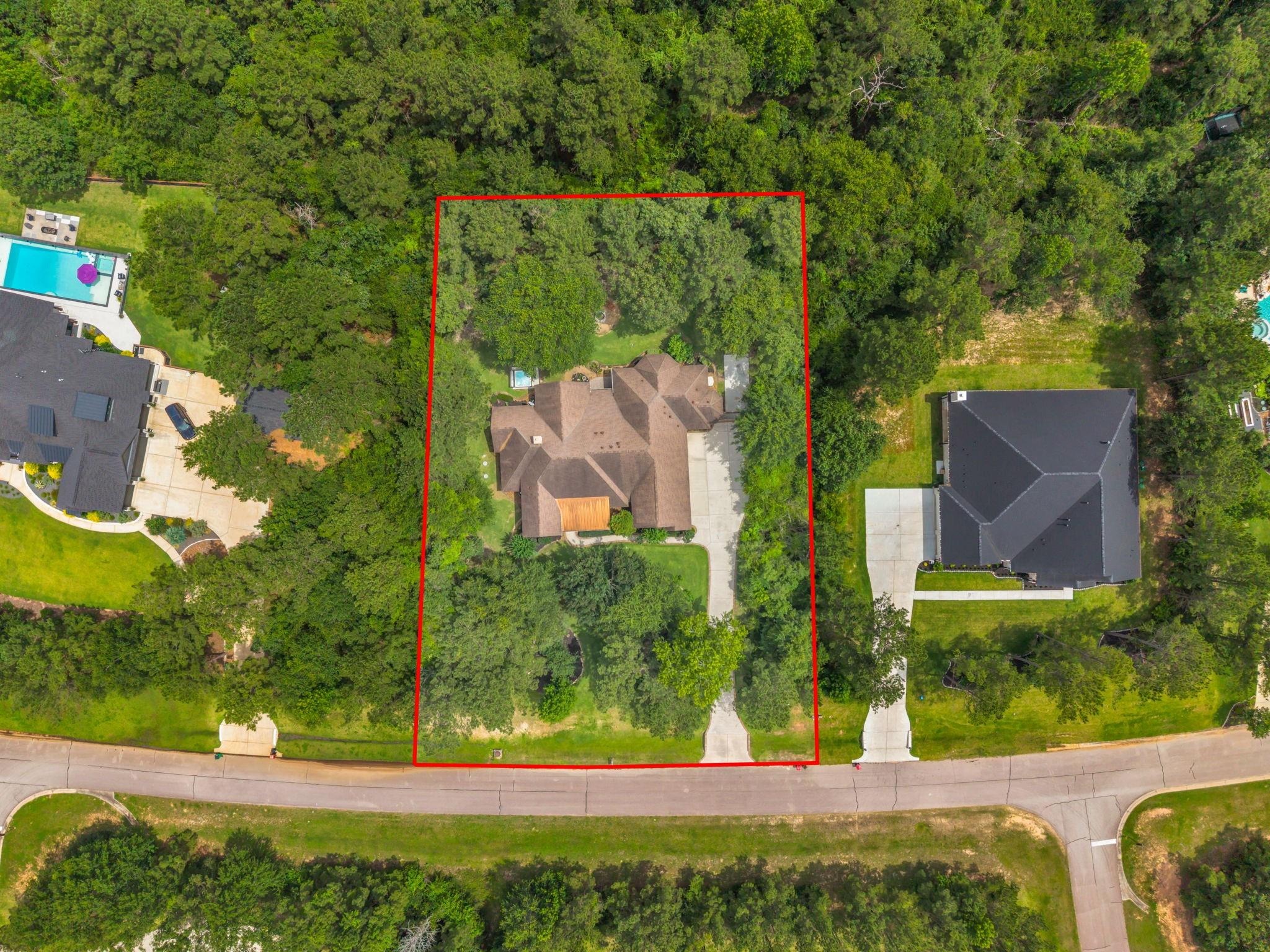 Crown Crossing Dr, Montgomery, TX 77316