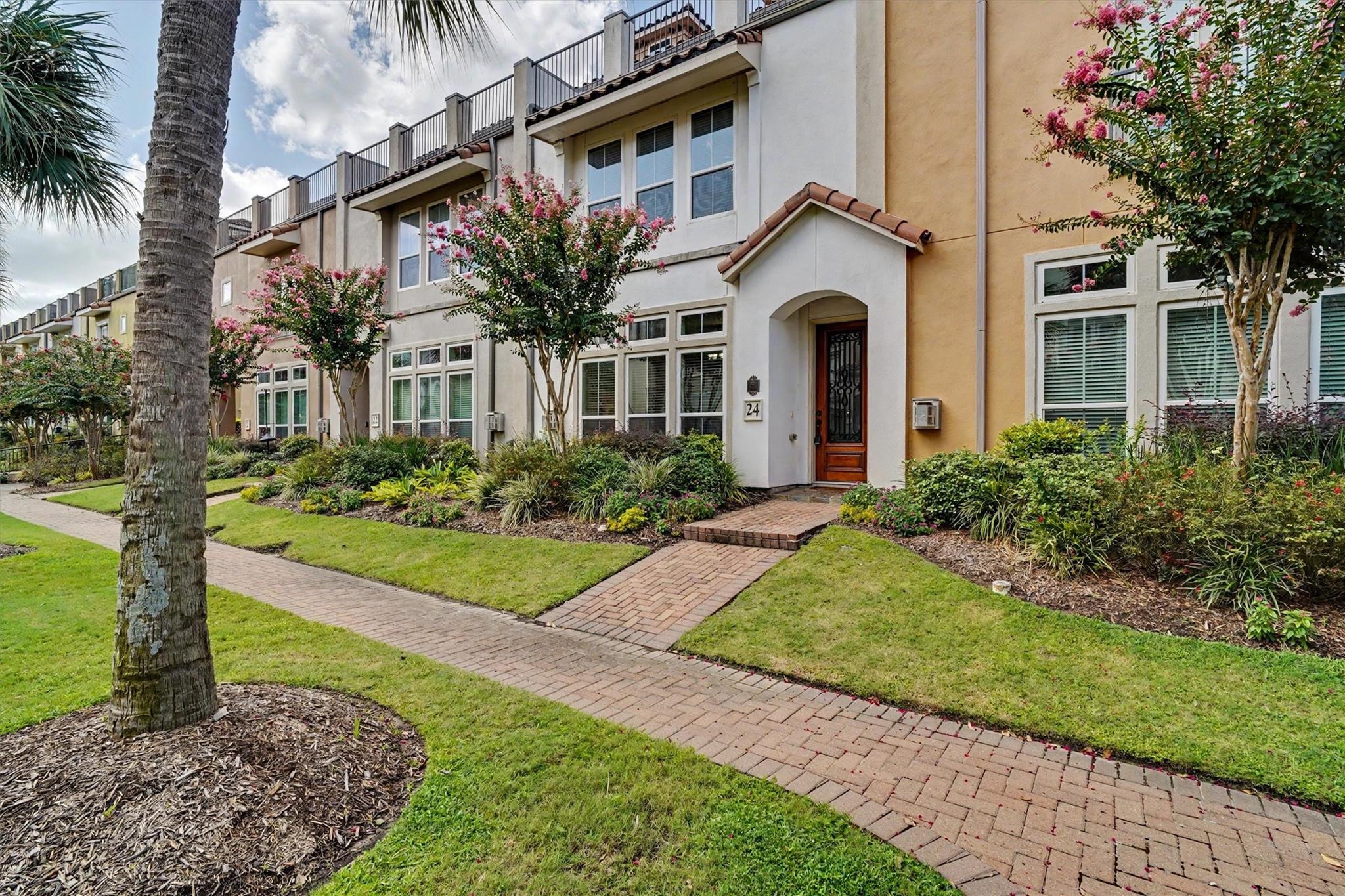 Tassia Ln, Houston, TX 77058