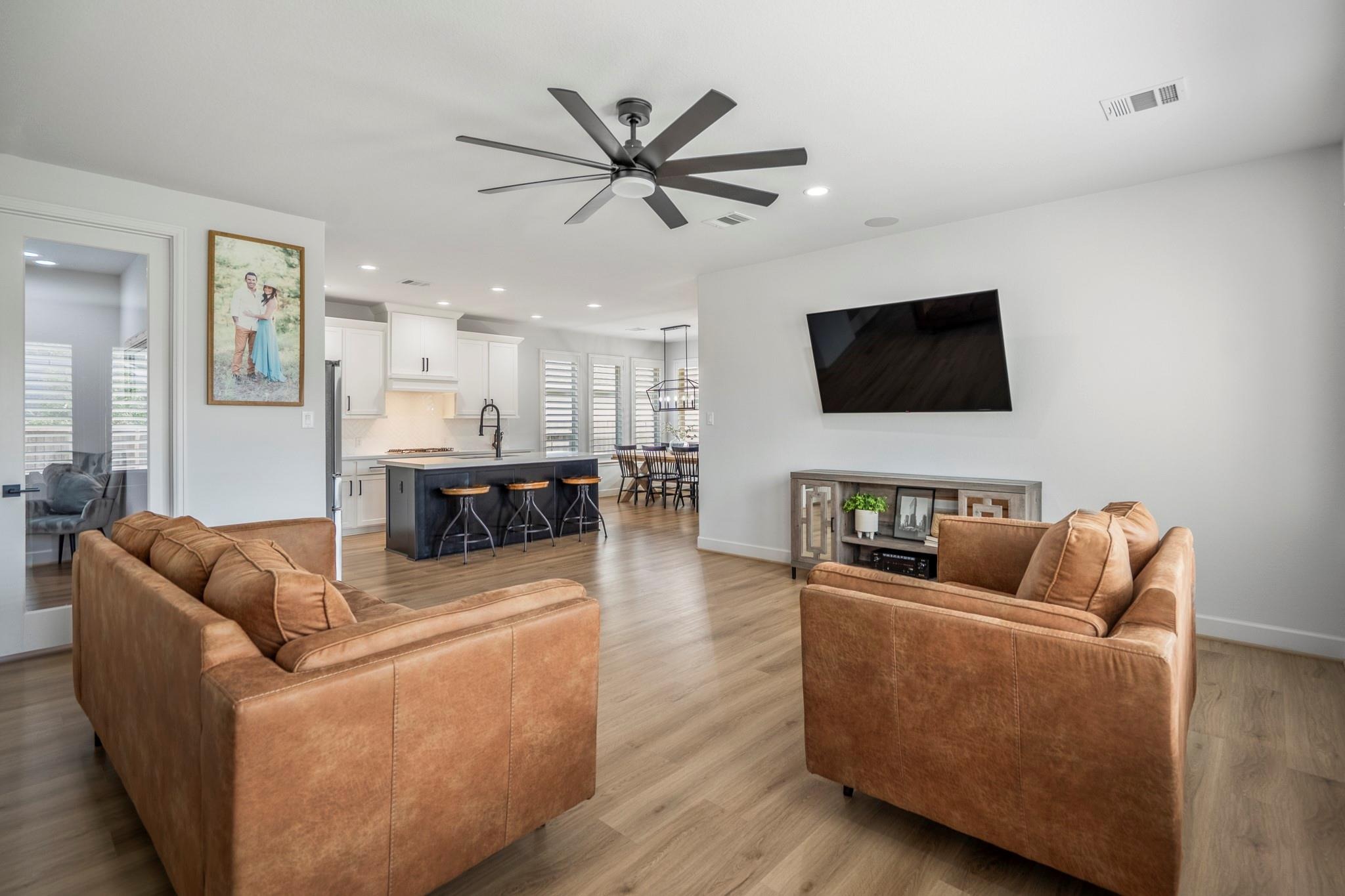 Mullins Ct, Montgomery, TX 77316 #1