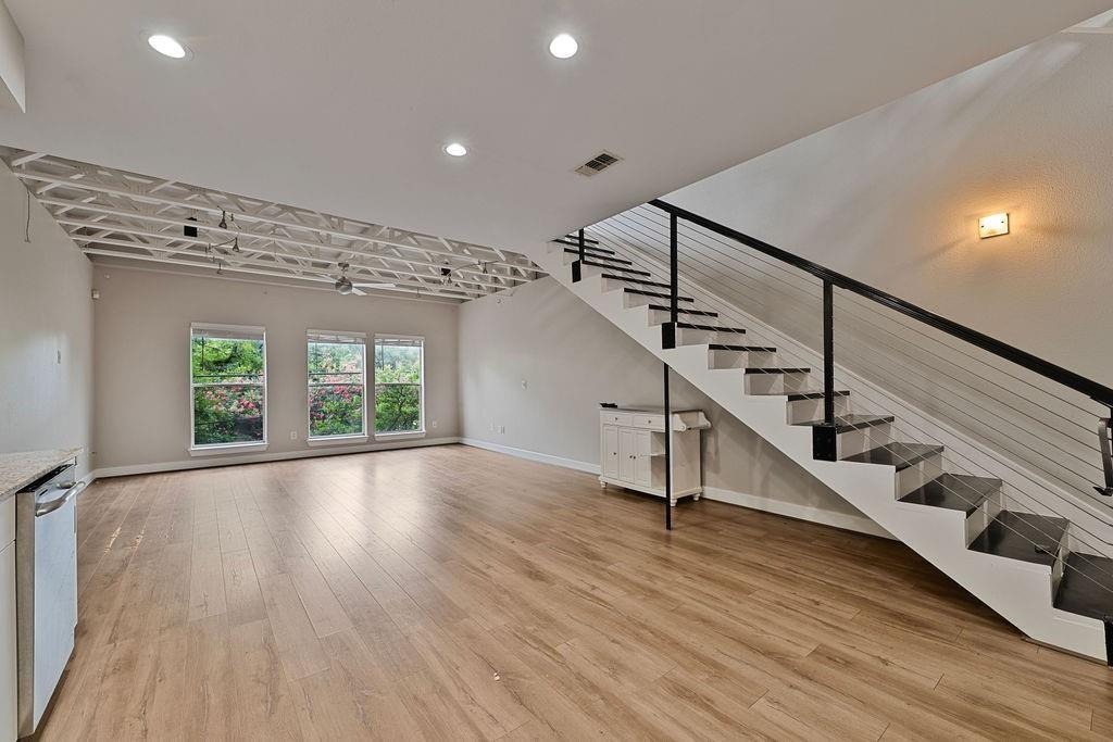 Elgin St, Houston, TX 77004