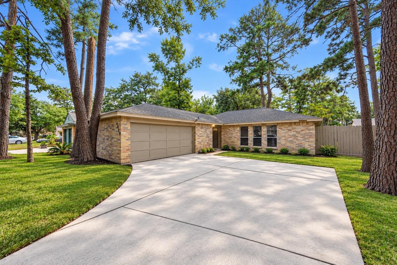 Whispering Rock Ln, Spring, TX 77388