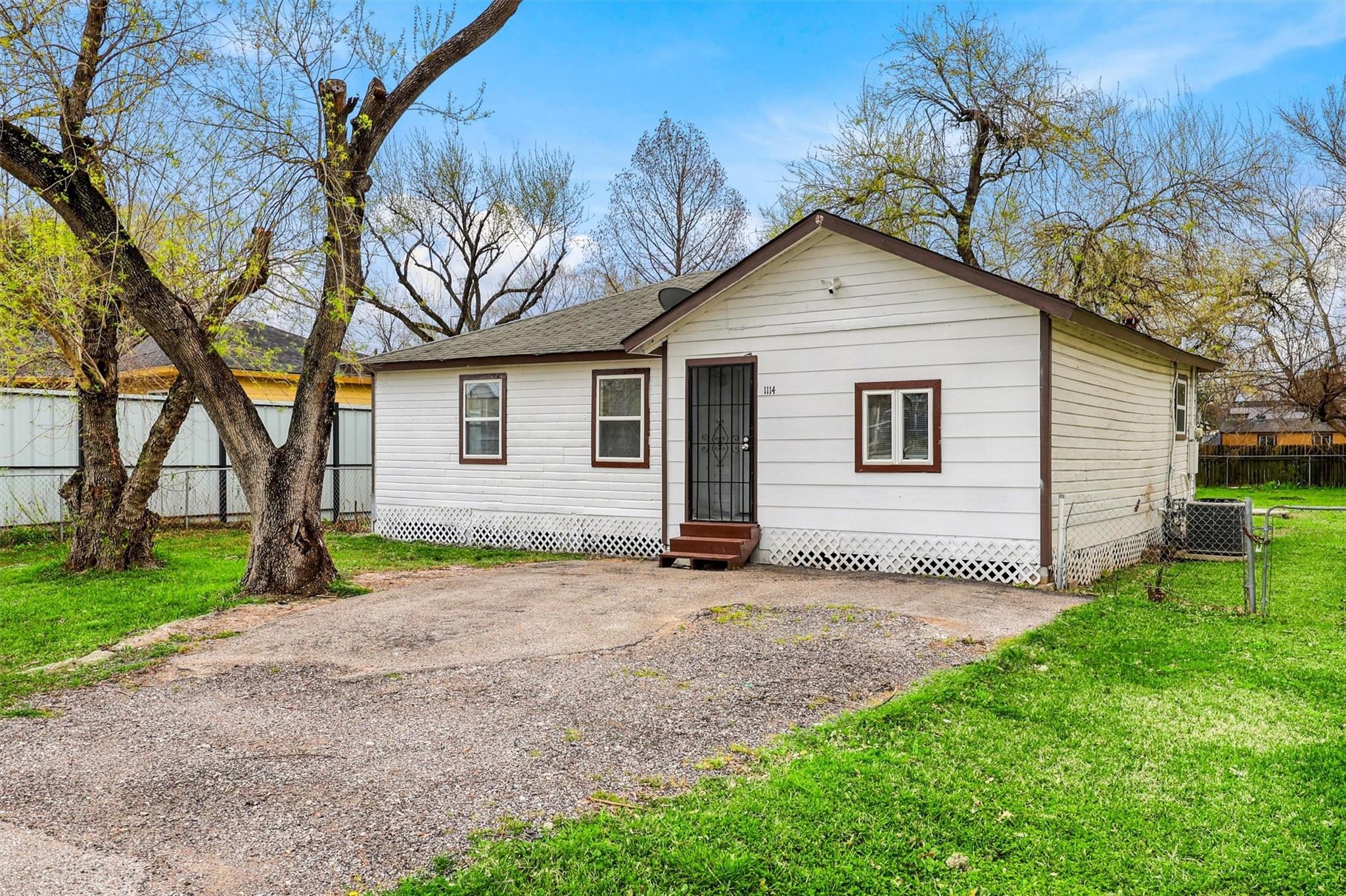 Blackwood Ave, Houston, TX 77032