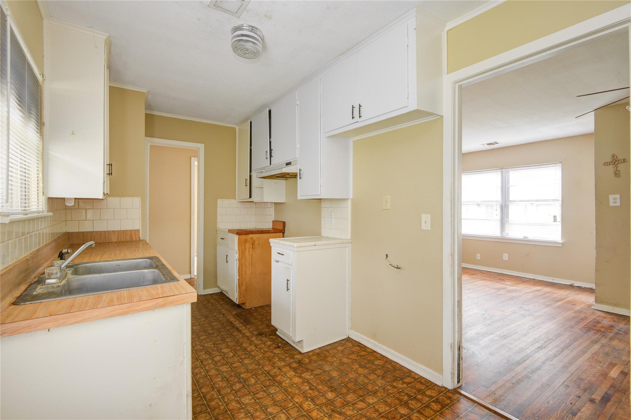 Cypress St, Lake Jackson, TX 77566 #1