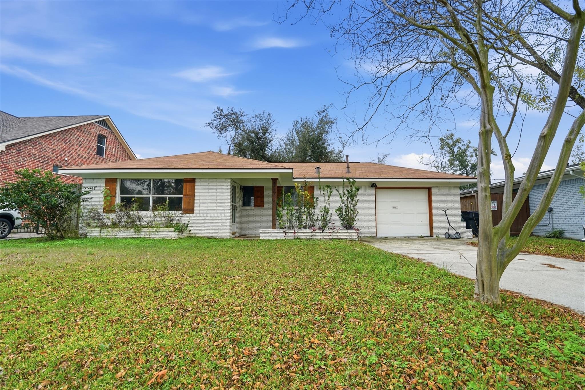 Pineshade Ln, Houston, TX 77008