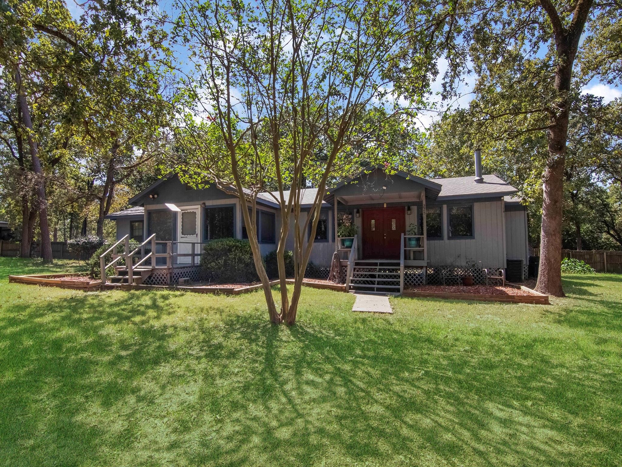Oak Forest Dr, Crockett, TX 75835