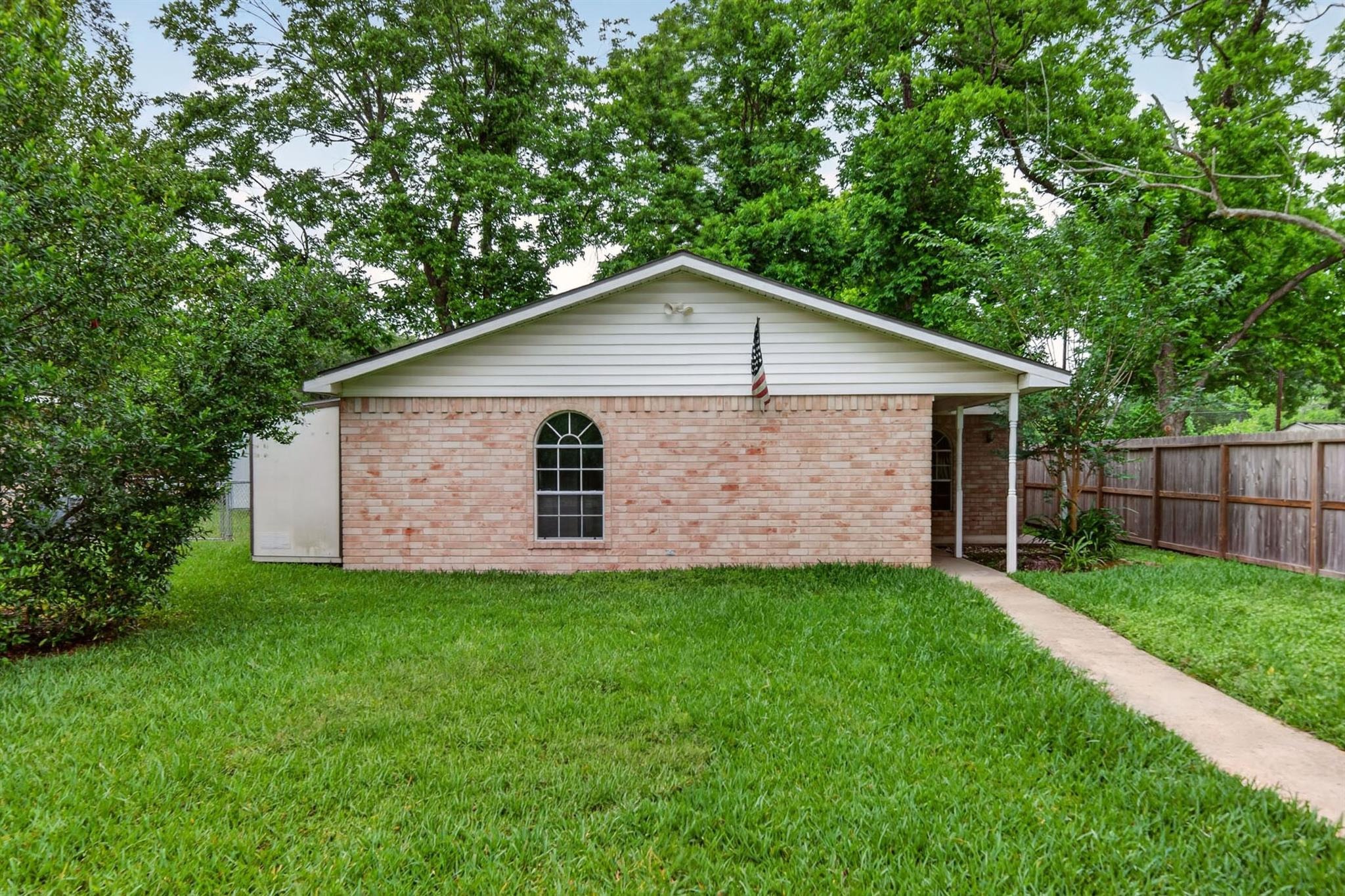 Texas St, Tomball, TX 77375