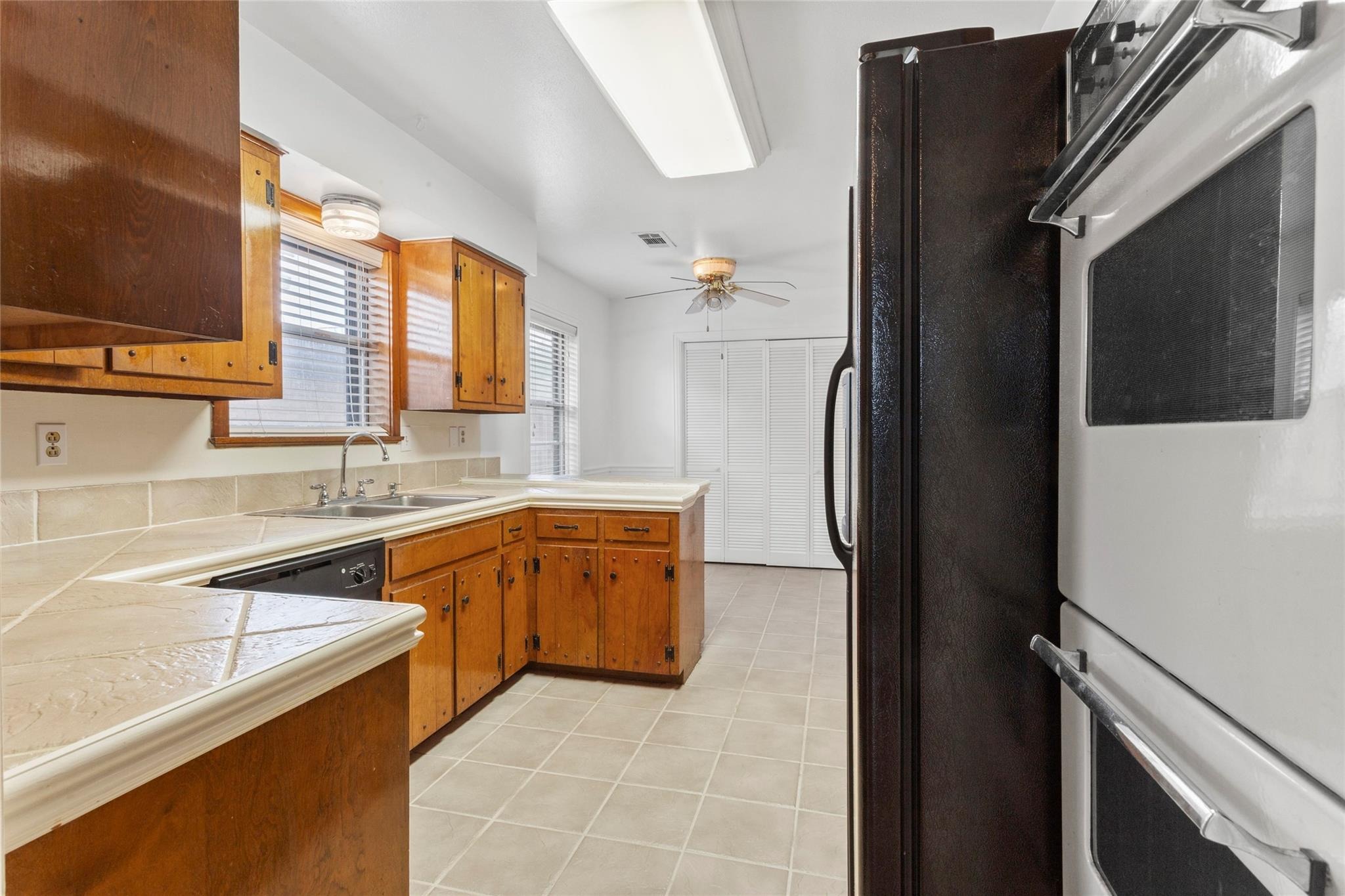 Briargrove Dr, Alvin, TX 77511 #1