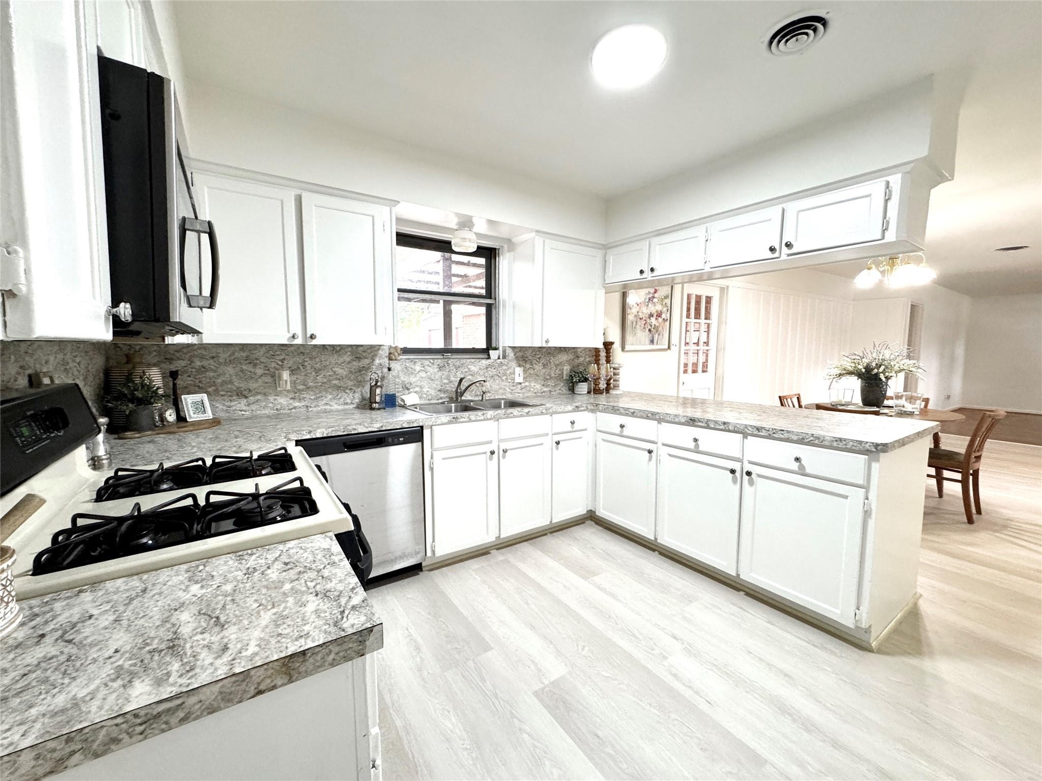 Nina Lee Ln, Houston, TX 77092 #1