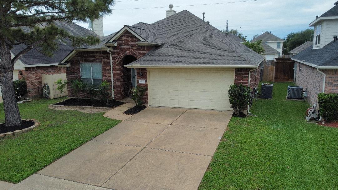 Bonnie Chase Ln, Katy, TX 77449