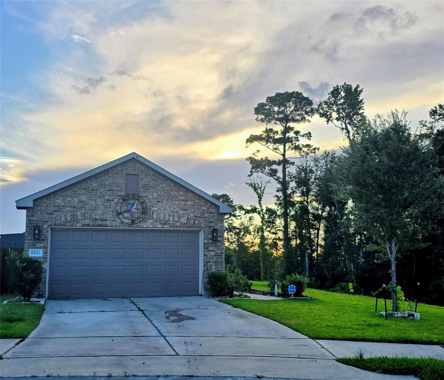 Teton Hollow Trl, Huffman, TX 77336