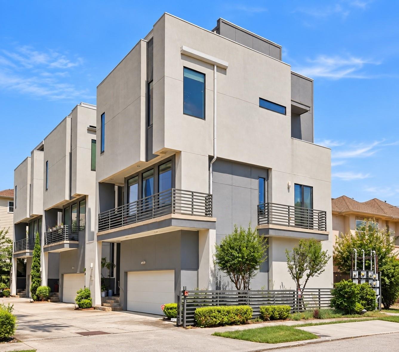Petty St, Houston, TX 77007