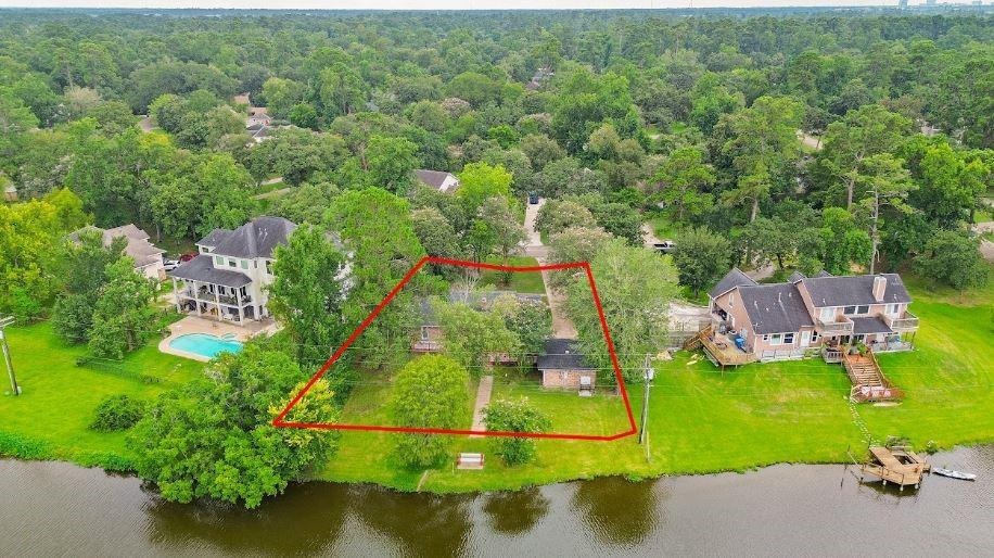 Brook Hollow Dr, Conroe, TX 77385