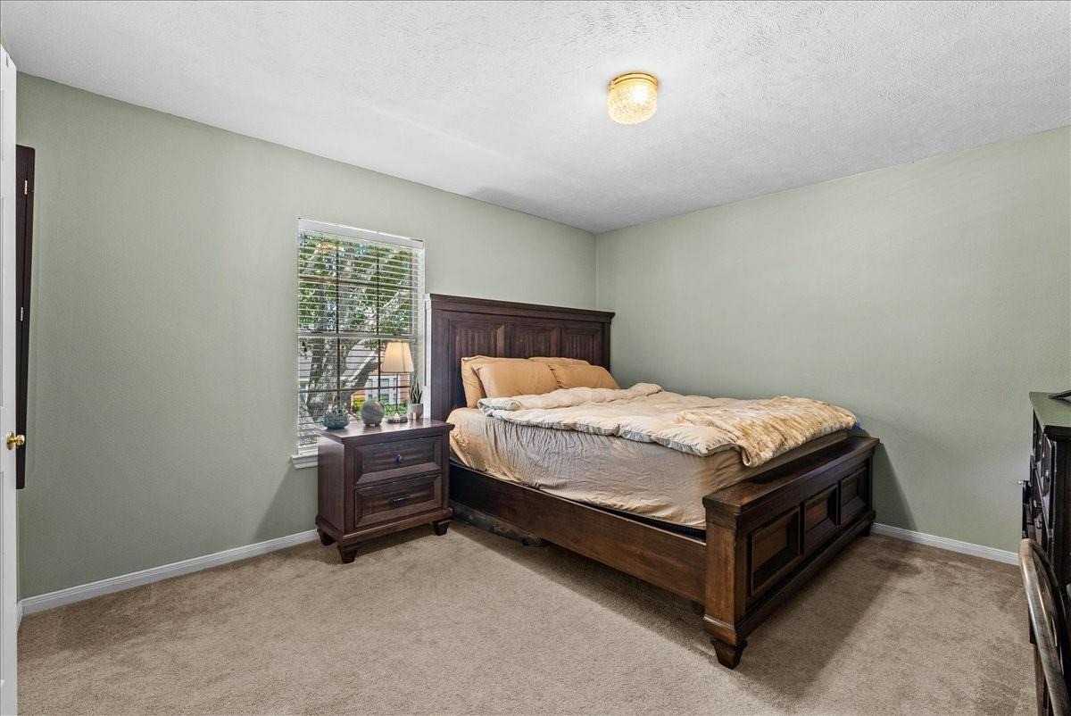 Mighty Redwood Dr, Houston, TX 77059