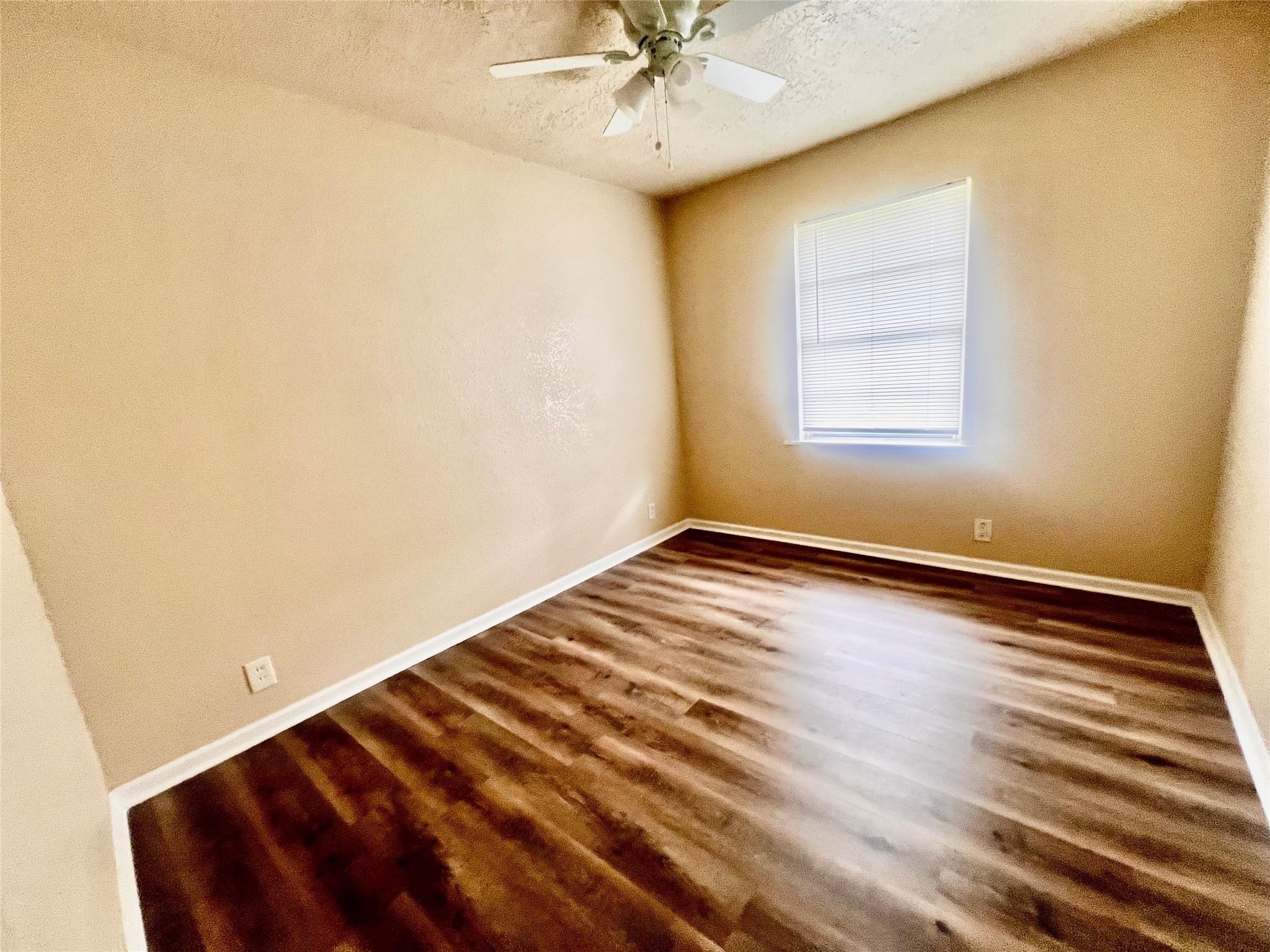 Roper St, Houston, TX 77034 #1