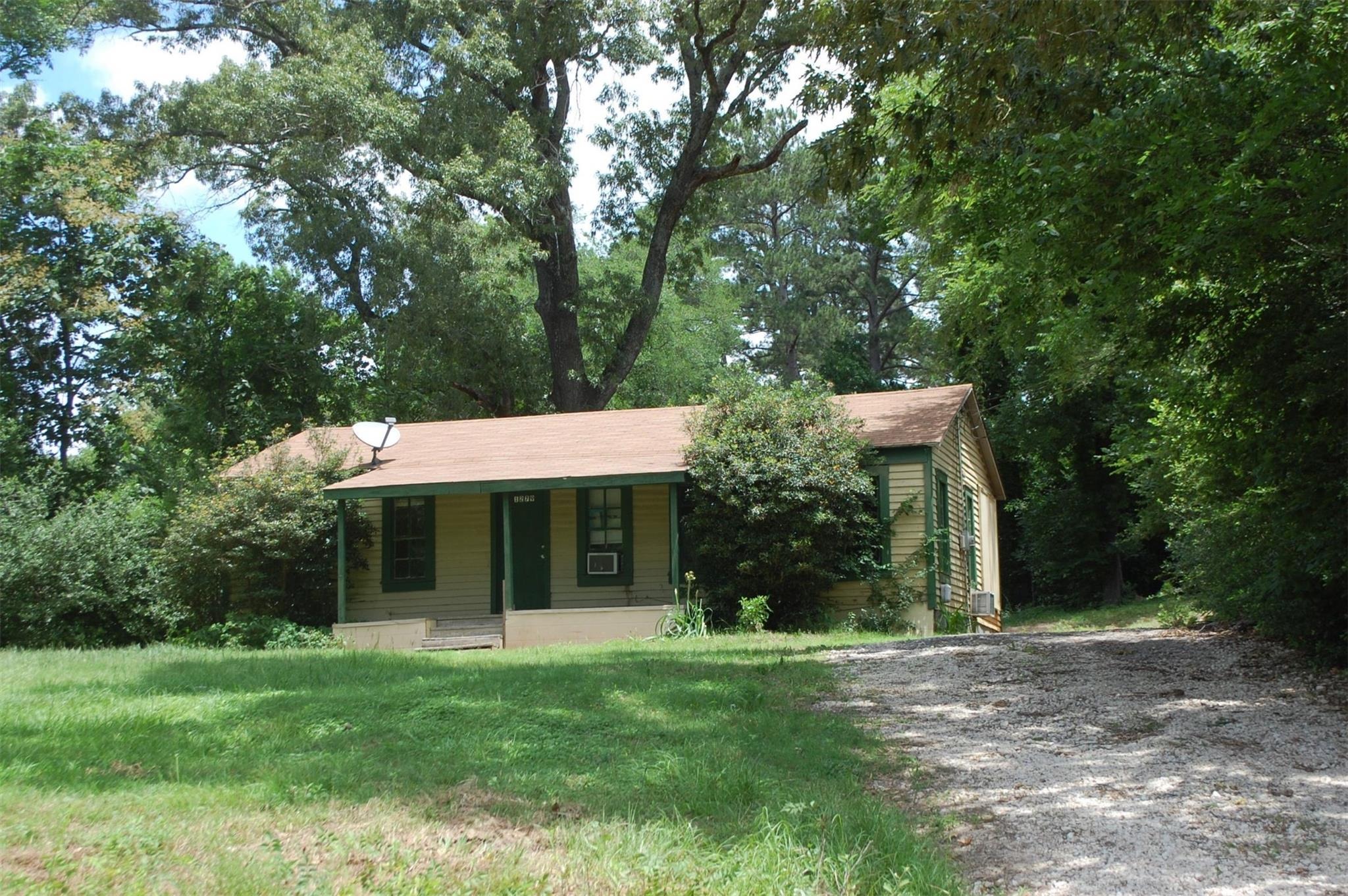 Us Highway 84 , Palestine, TX 75801 #1