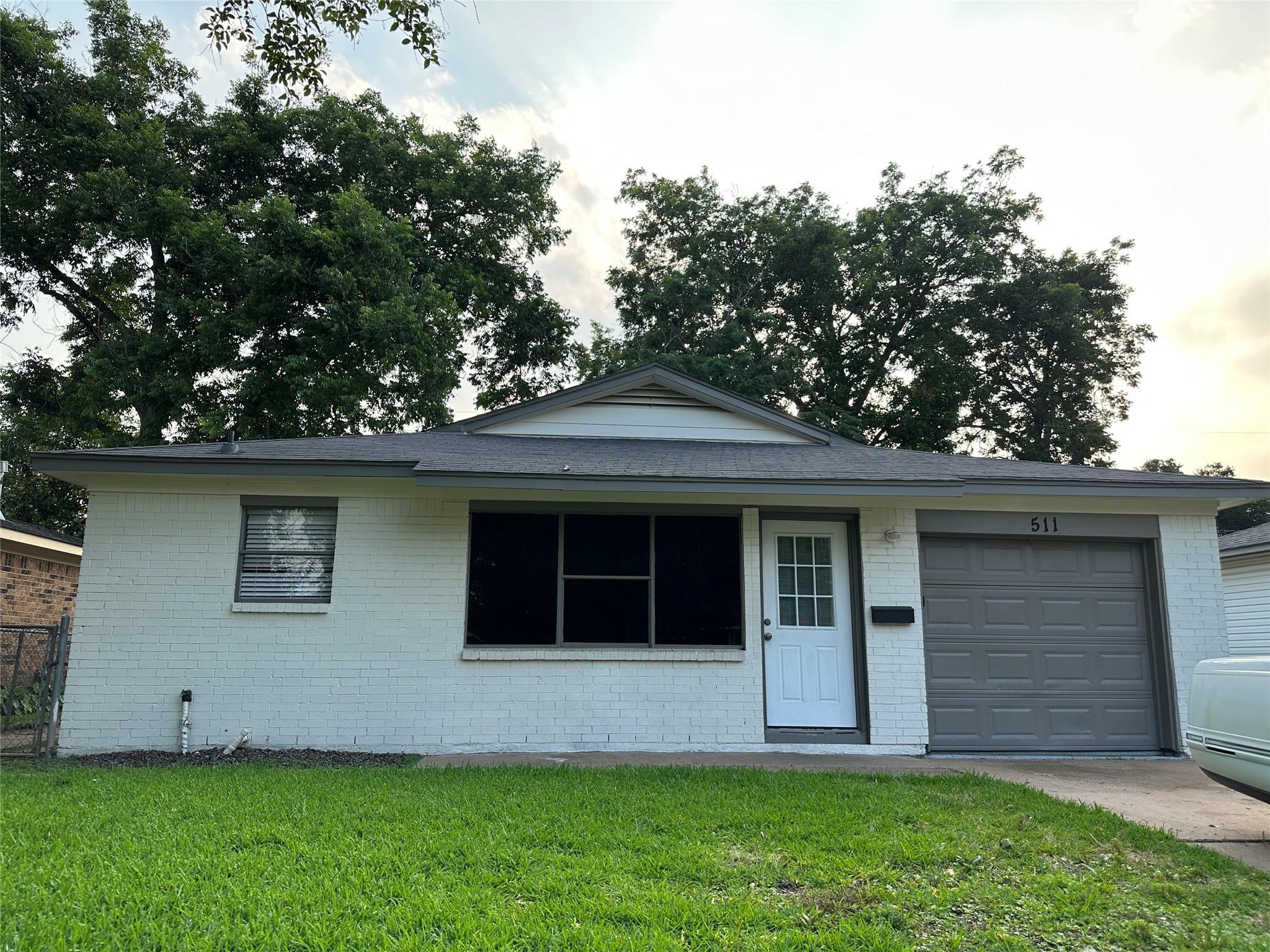 Guyer St, Sugar Land, TX 77498