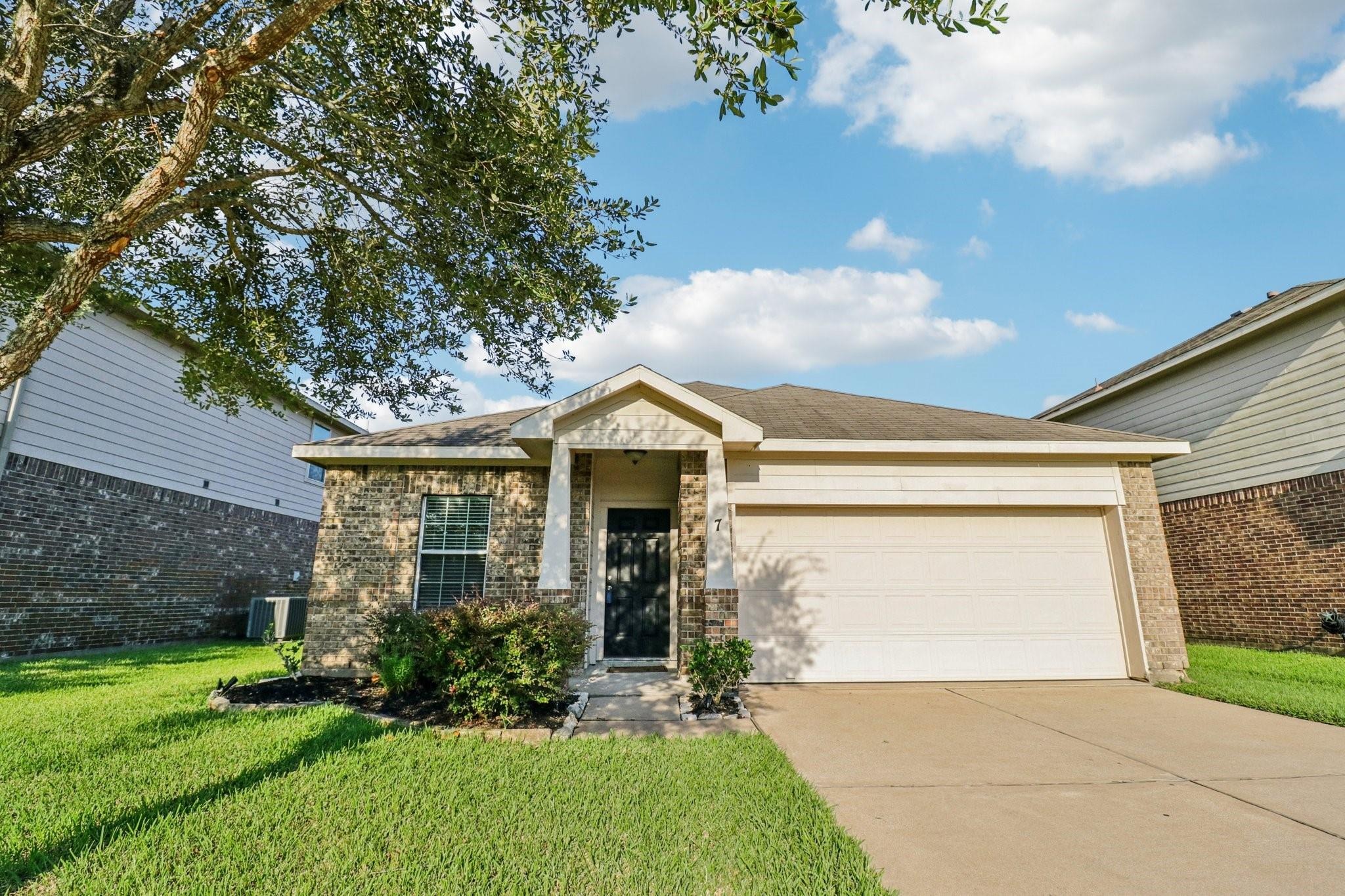 Garden Springs Ct, Manvel, TX 77578