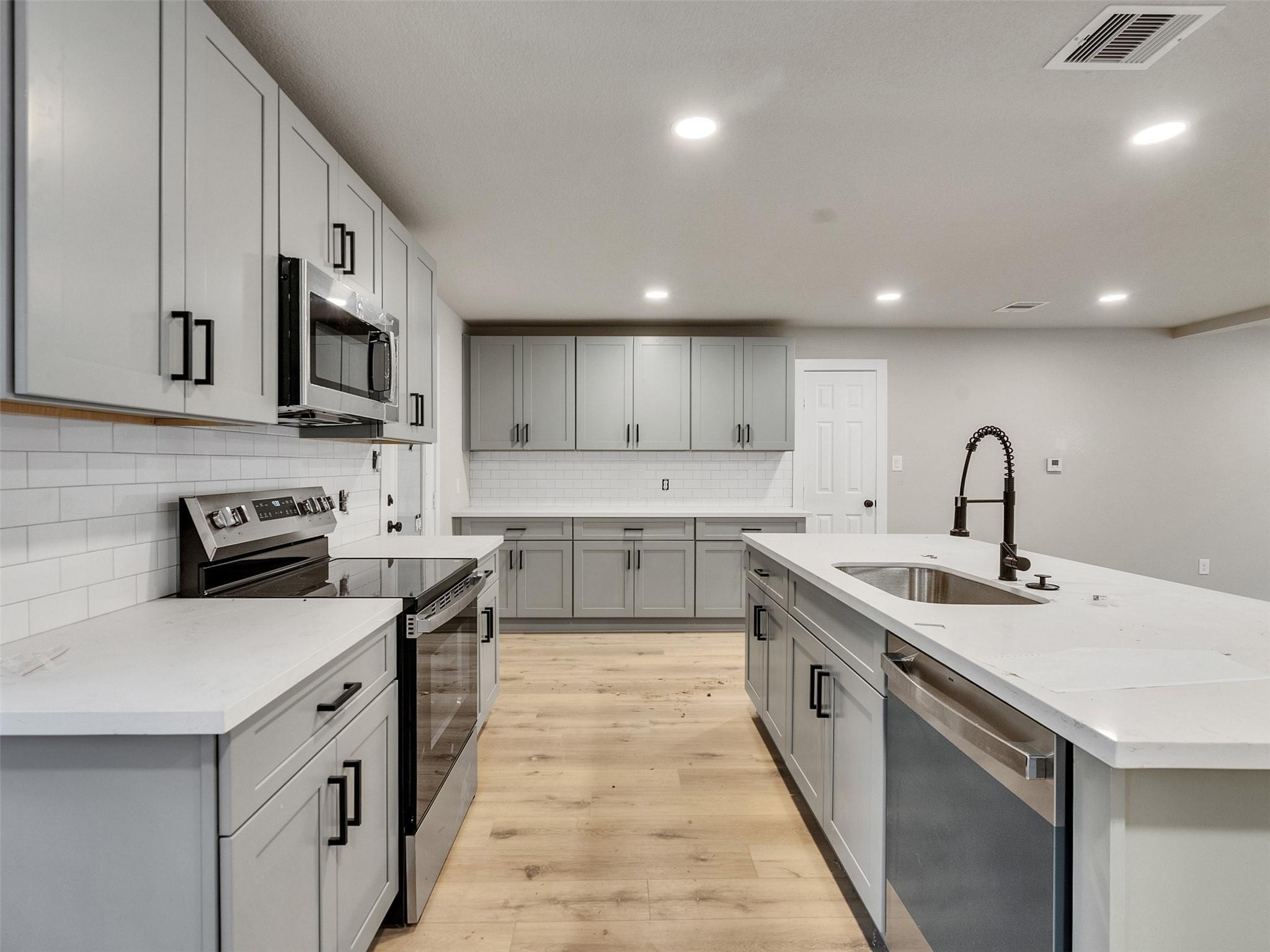 Kettering Ave, Bay City, TX 77414 #1