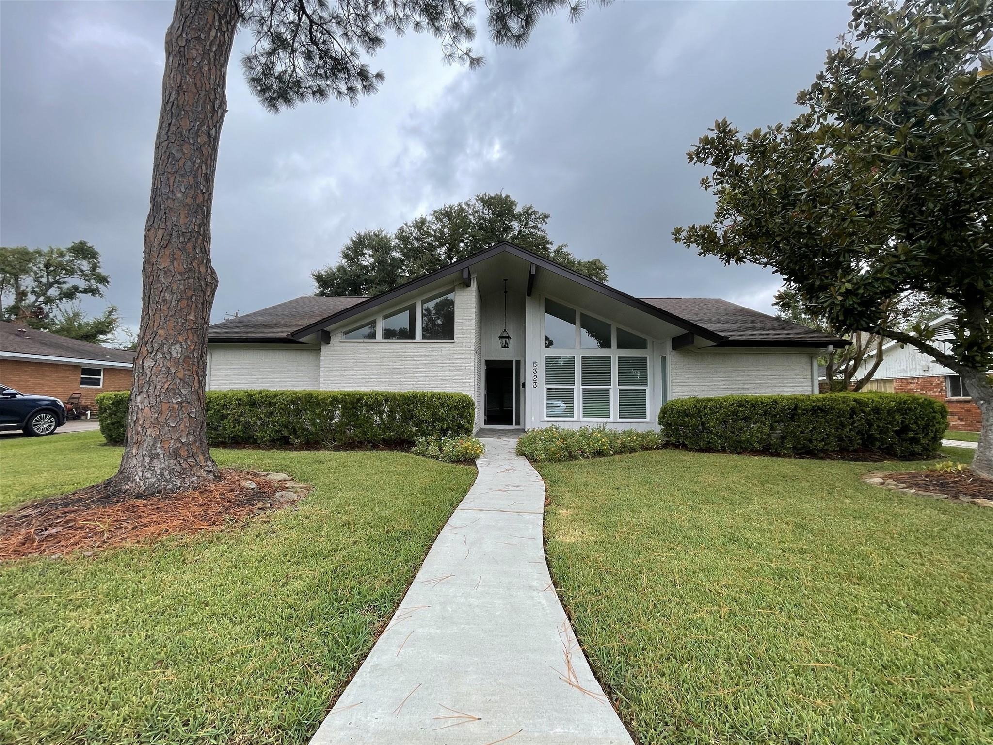 Imogene St, Houston, TX 77096