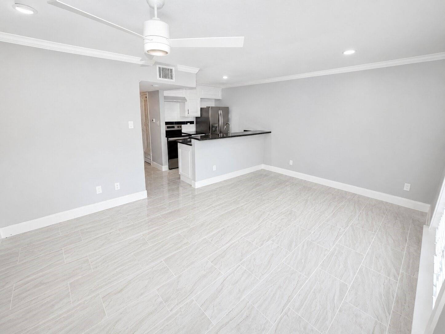 Albacore Dr, Houston, TX 77074 #1