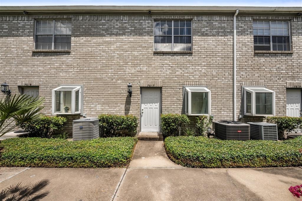 Cambridge St, Houston, TX 77054