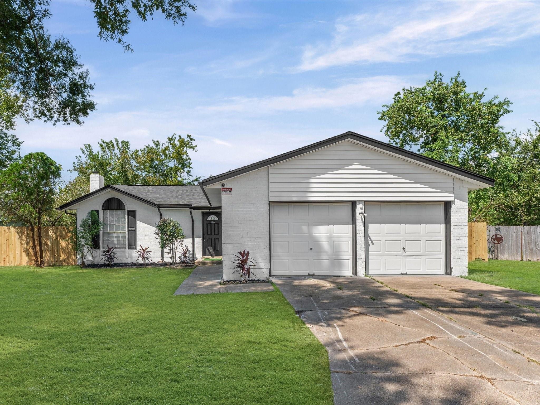 Kenwood Ln, Houston, TX 77013