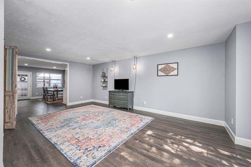 Country Place Dr, Houston, TX 77079 #1